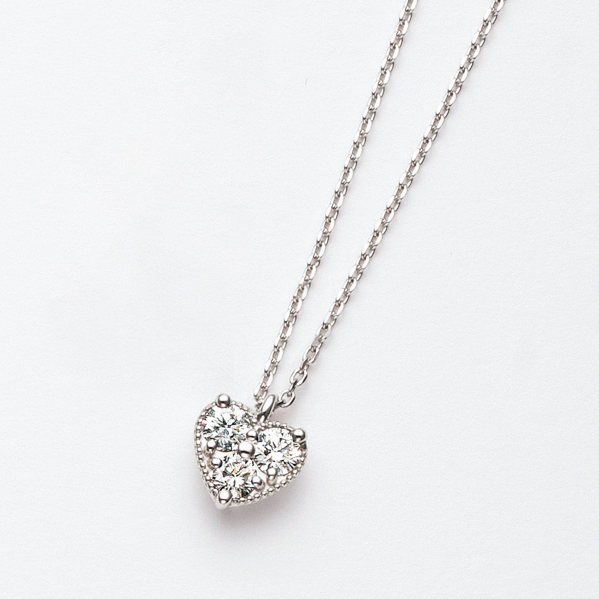 ダイヤモンド プラチナネックレス(ハートモチーフ/4月誕生石)《25V03506》