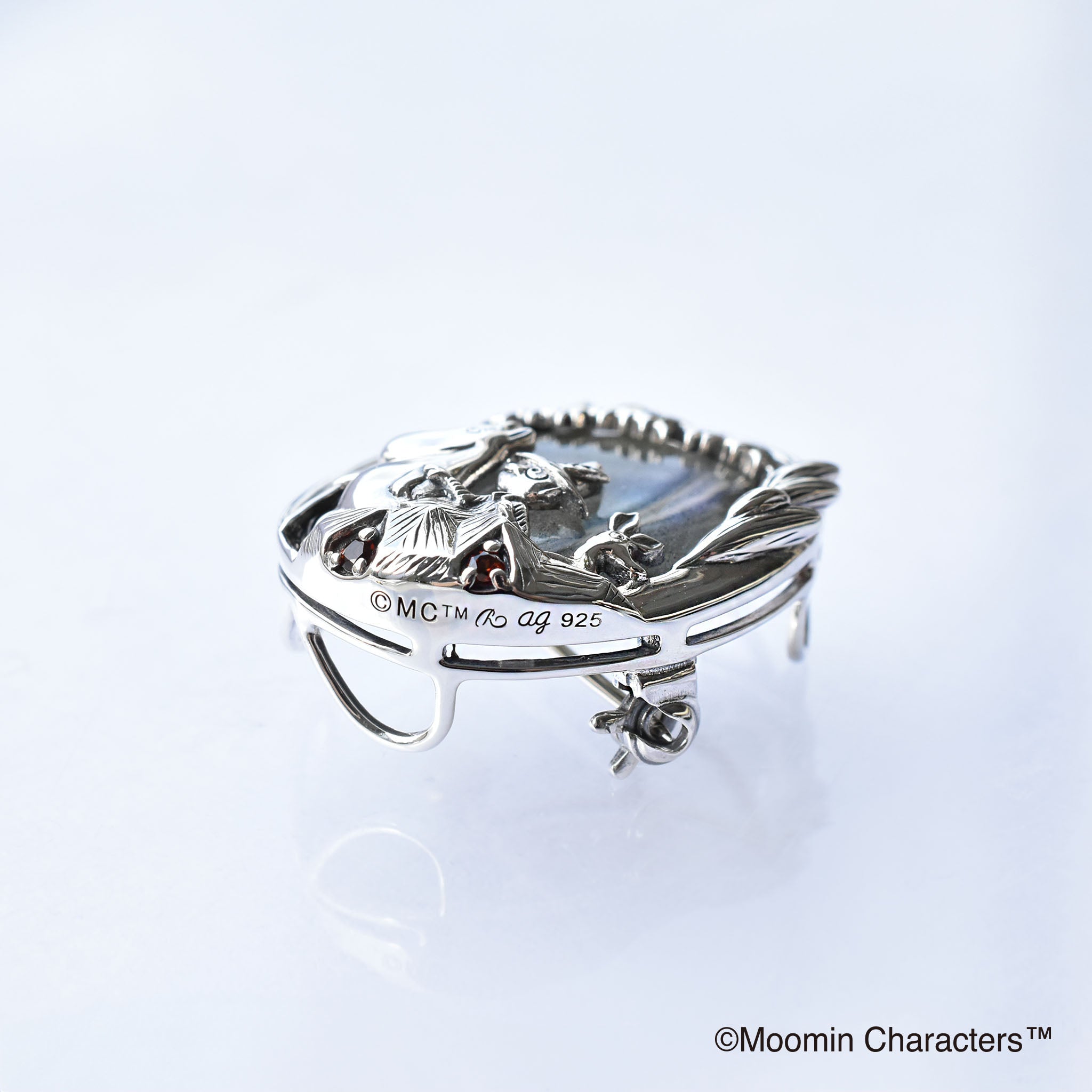 ラブラドライト/ガーネット シルバーブローチ兼ペンダントトップ(MOOMIN(ムーミン))《25V03602》