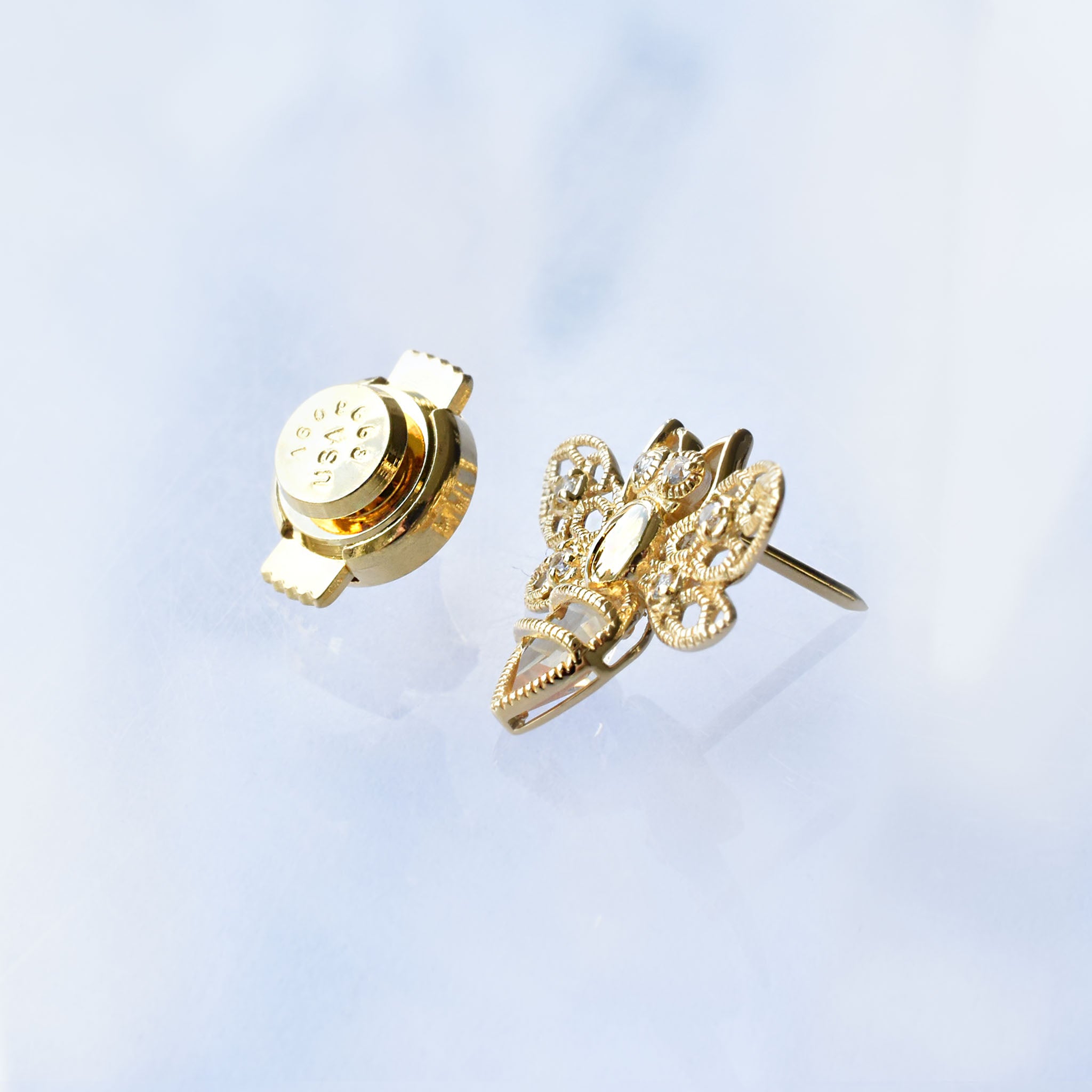 シトリン/ホワイトトパーズ シルバーブローチ(ミツバチモチーフ)《25V03606》