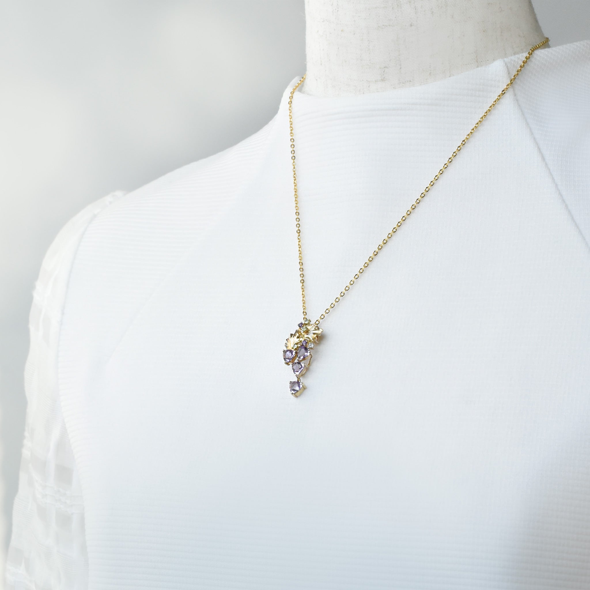 アメシスト/ペリドット シルバーネックレス(ブドウモチーフ)《25V03802》