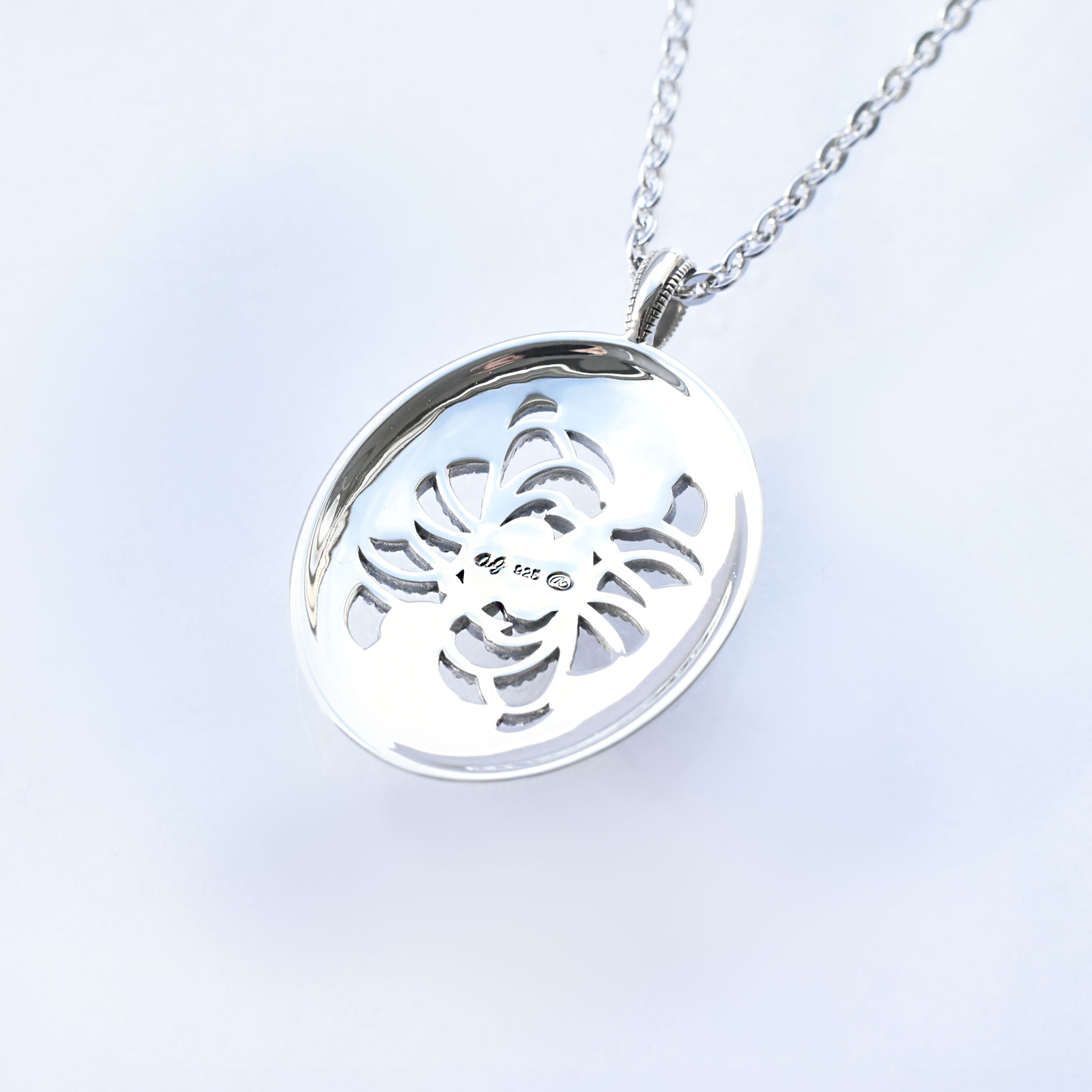 マルカジット シルバーネックレス(リバーレースモチーフ/ミル打ち風)《25V03804》