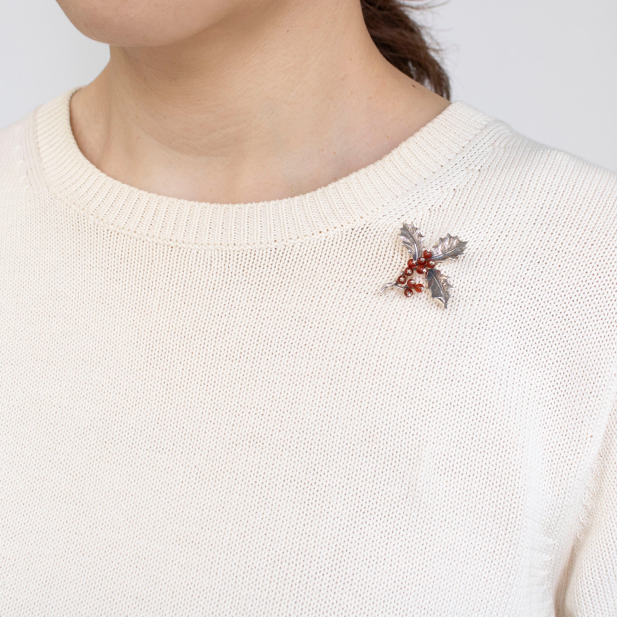 カーネリアン シルバーブローチ兼ペンダントトップ(木の実モチーフ)《25V03806》