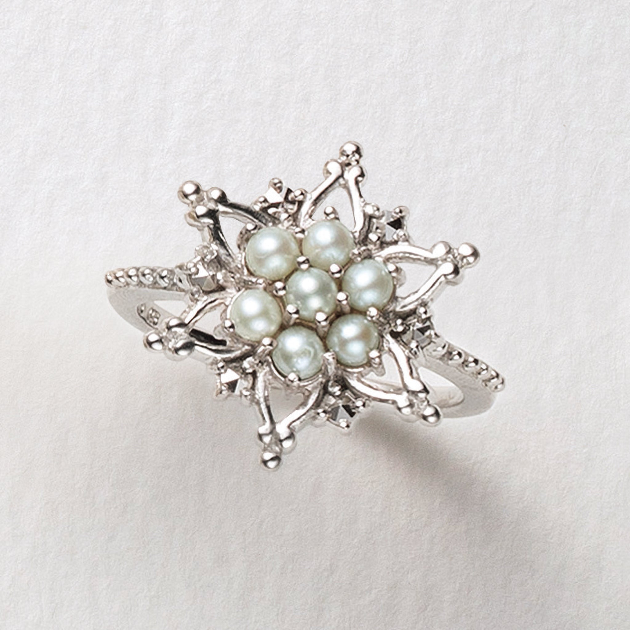 パール シルバーリング(淡水真珠/雪の結晶モチーフ/6月誕生石)《25V03813》