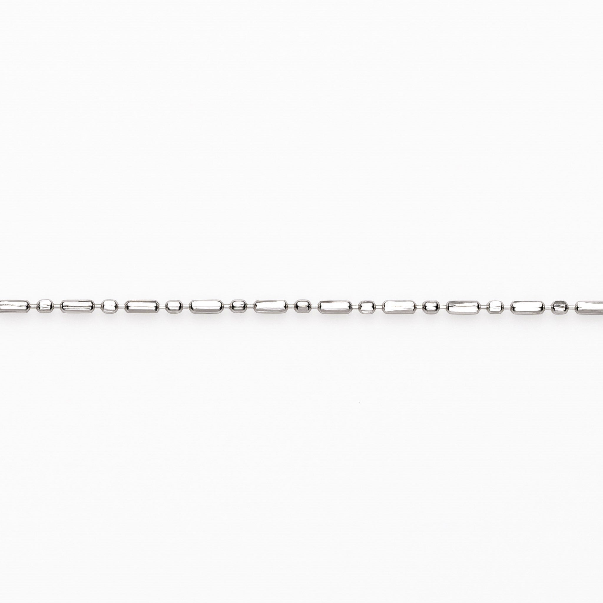 プラチナチェーンネックレス(ショート&ロング/幅0.8mm/45cm/フリーアジャスター/「楽わ」付き)《25V04007》