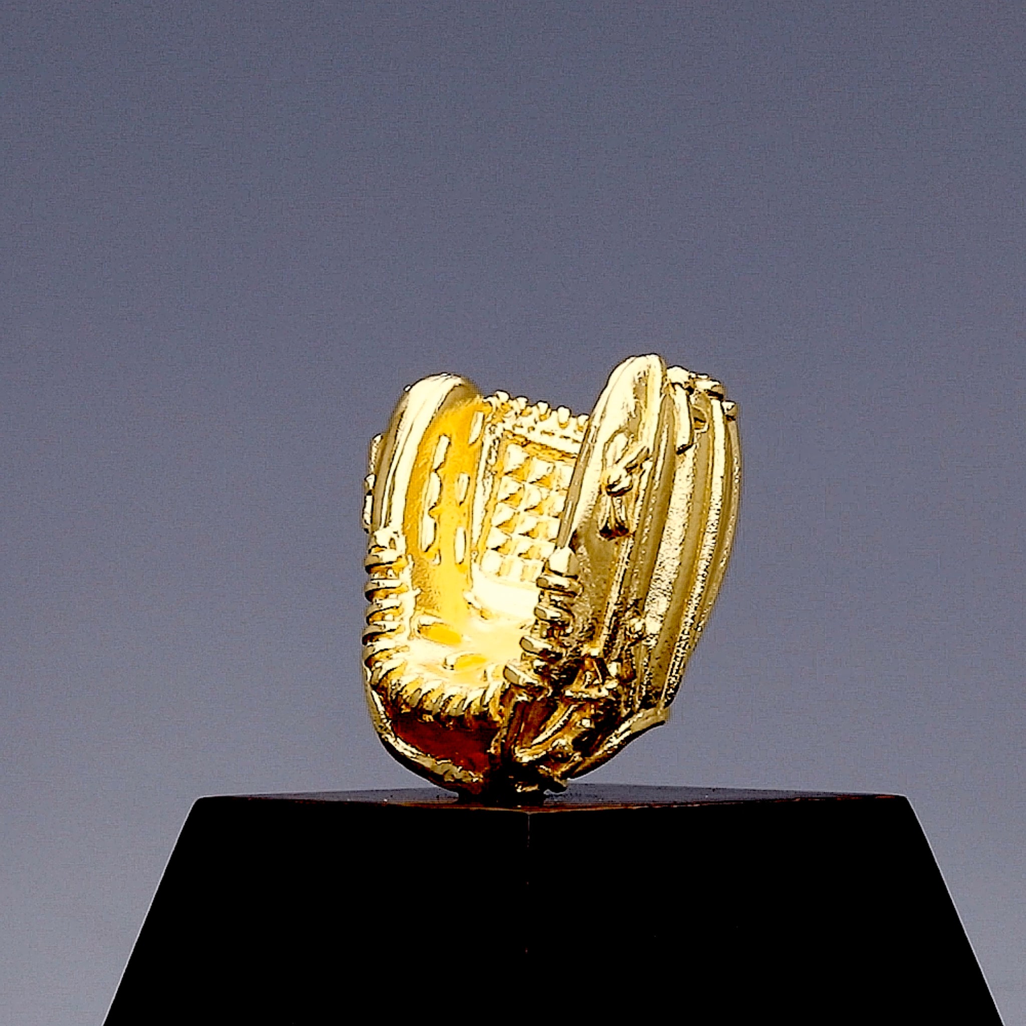 K24金製品(純金/野球グローブ/7g)《25V04101》