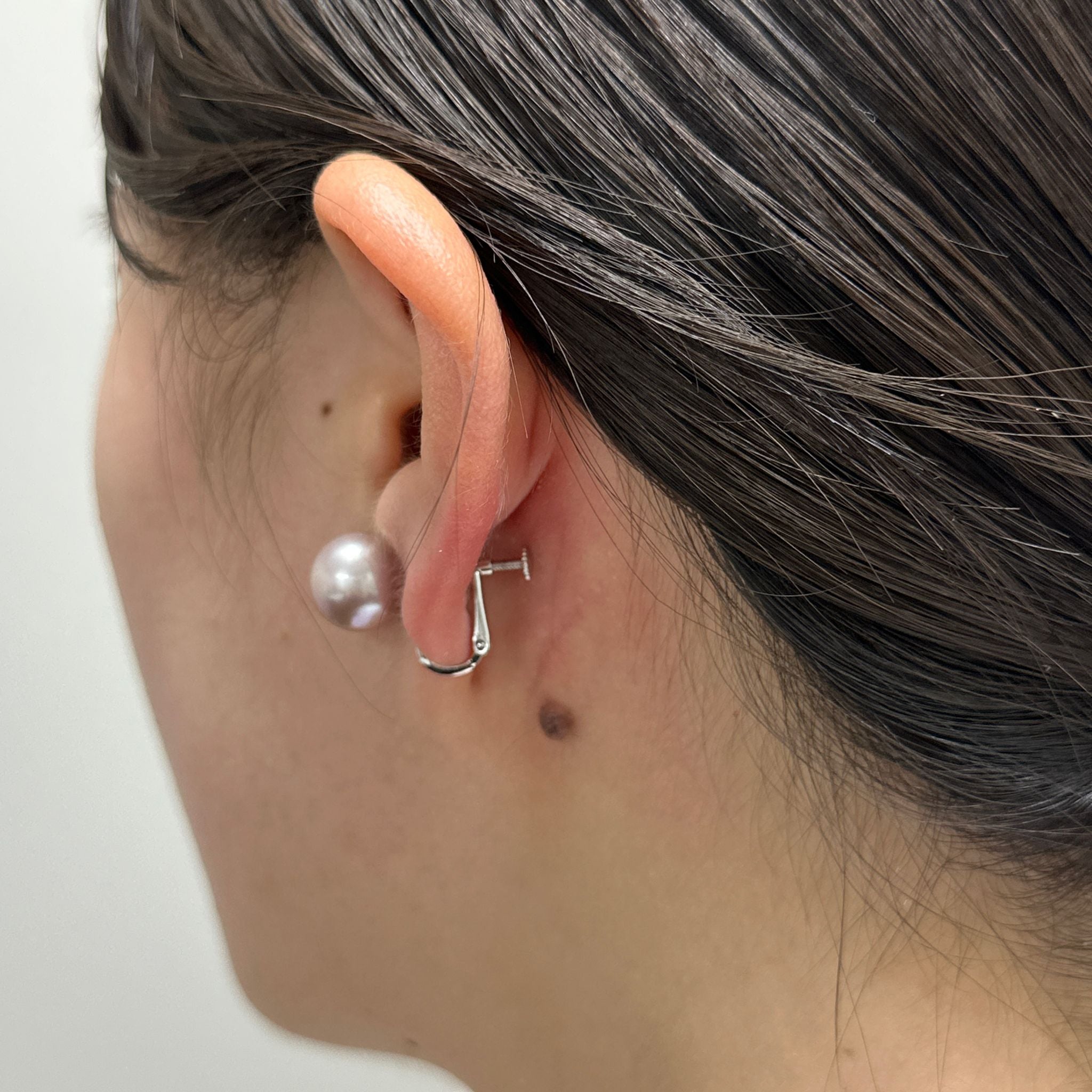 パール シルバーイヤリング(淡水真珠/ピンクパープル系/フラワーモチーフ/6月誕生石)《26A00203》