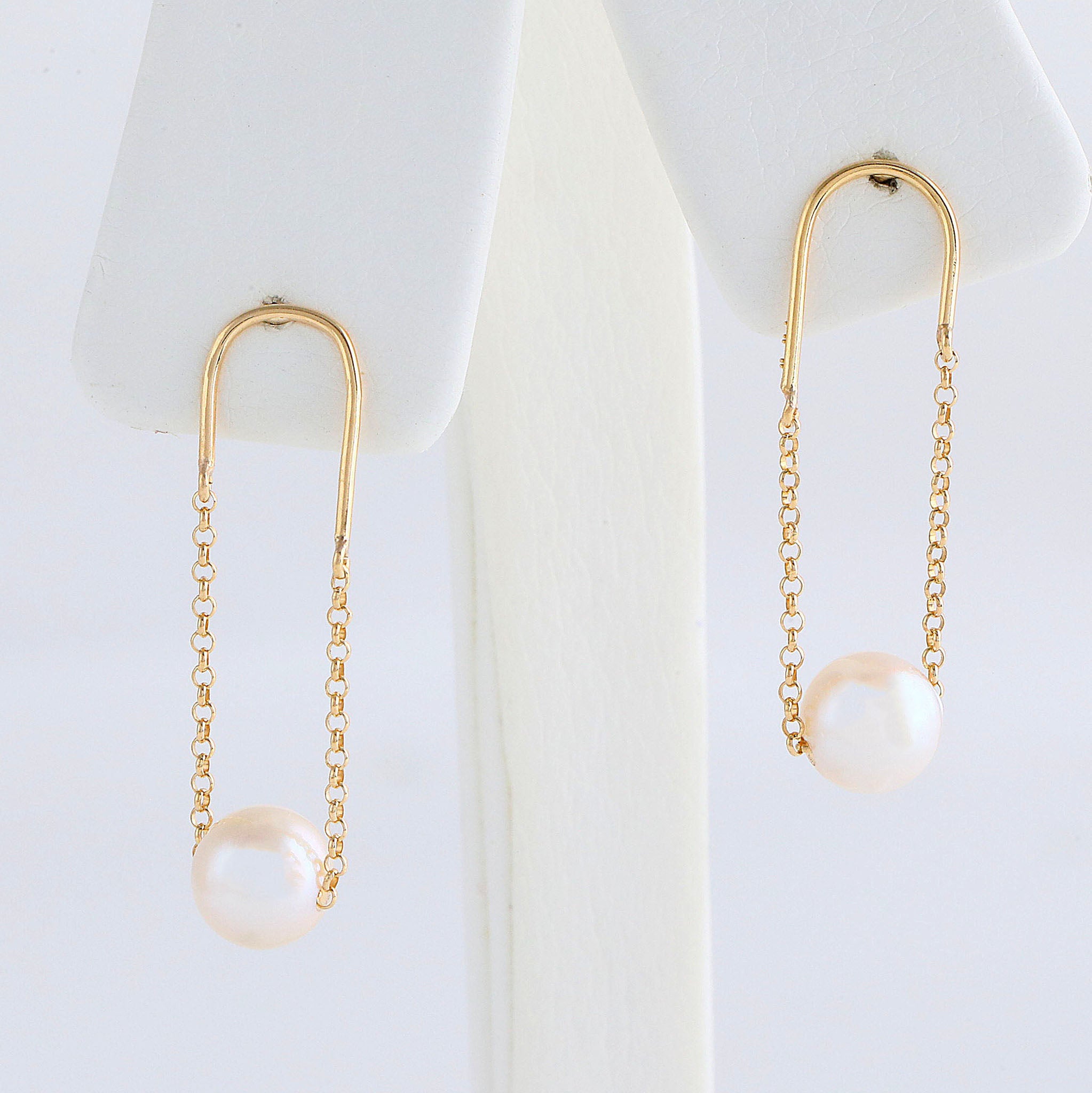 パール K18ピアス(アコヤ真珠/6月誕生石)《26A00401》