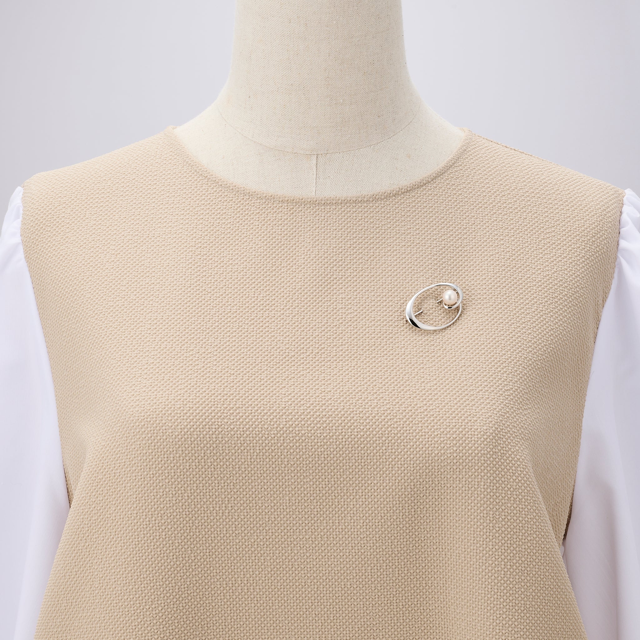 パール シルバーブローチ(アコヤ真珠/6月誕生石)《26A00408》