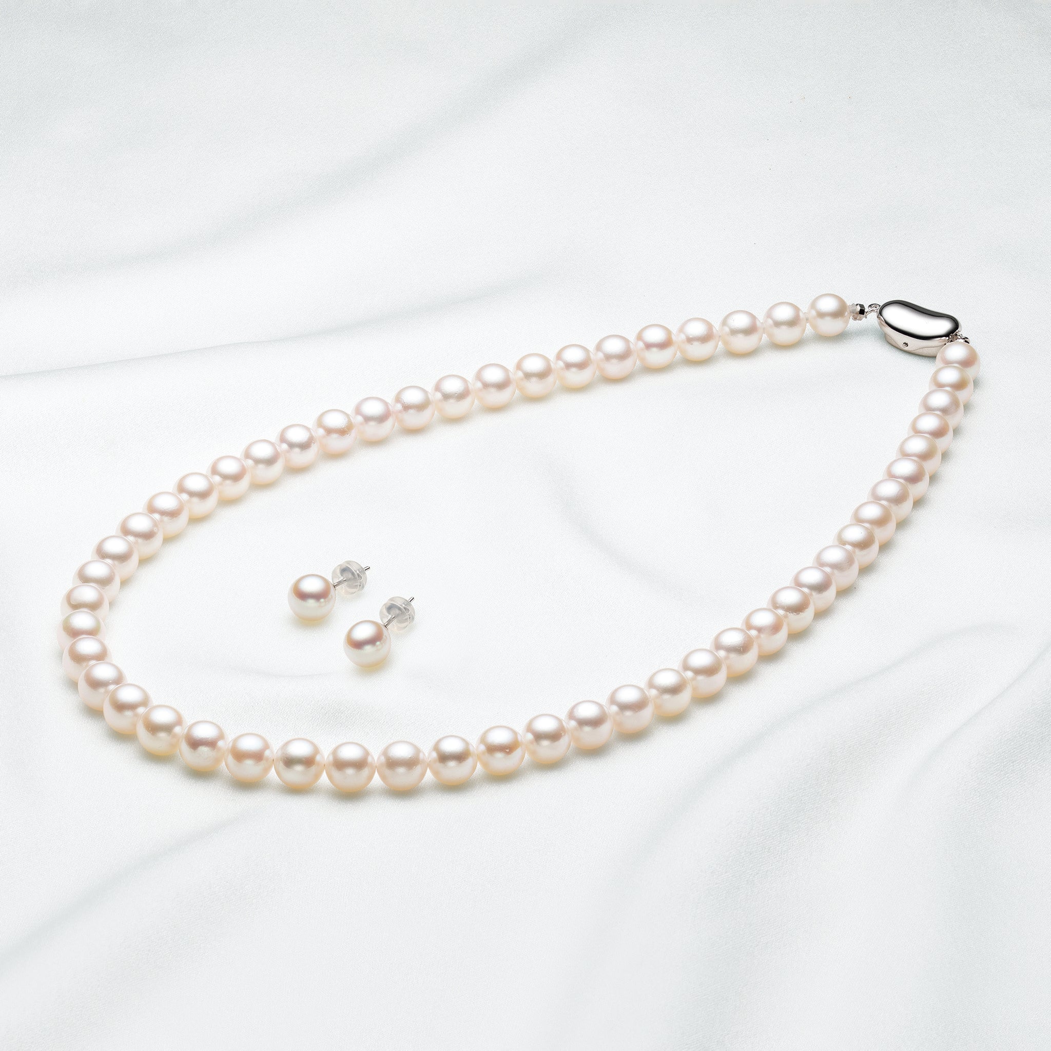 【限定5点】パール ネックレス&ピアス(アコヤ真珠/7.5mm/6月誕生石/鑑別書付)《26A00409ーP》