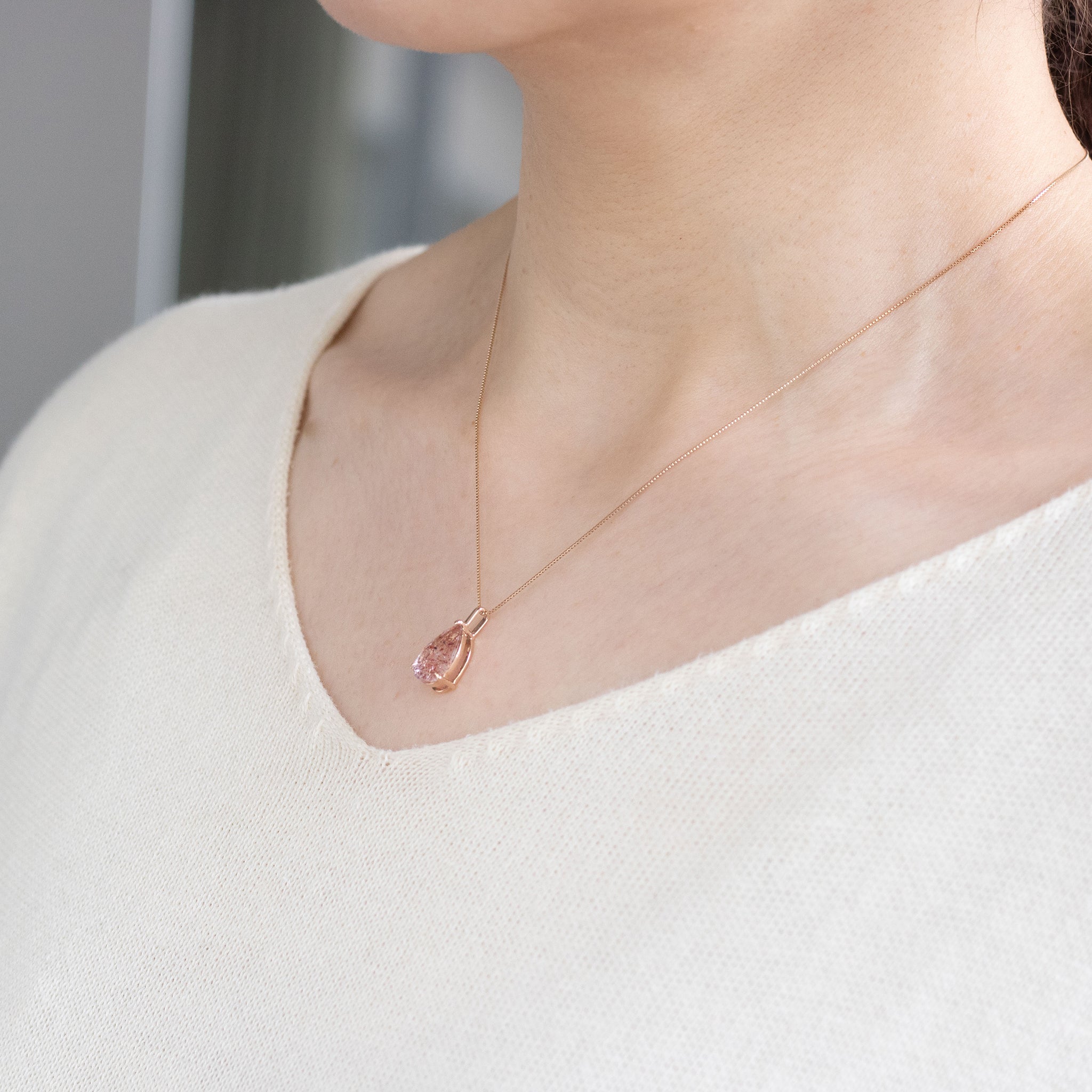 【限定1点】ストロベリークォーツ/ダイヤモンド K18ネックレス(2.30カラット/ペアシェイプ/鑑別書付)《26A00602》