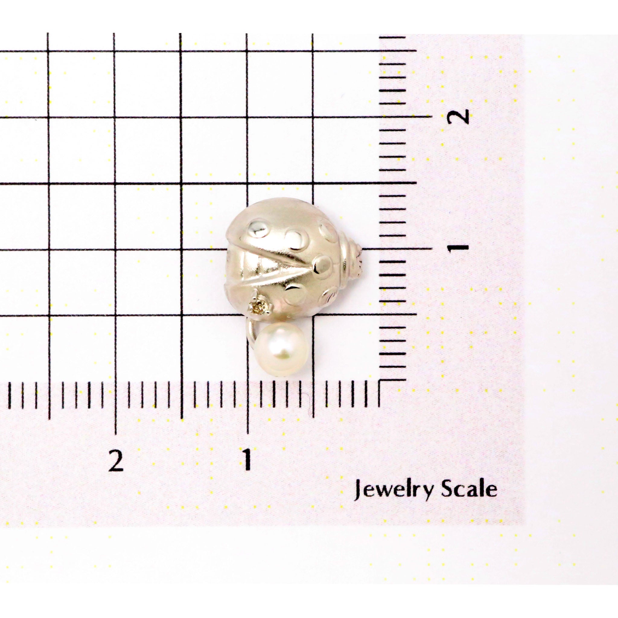 パール シルバーブローチ(アコヤ真珠/テントウムシモチーフ/6月誕生石)《26A01003》