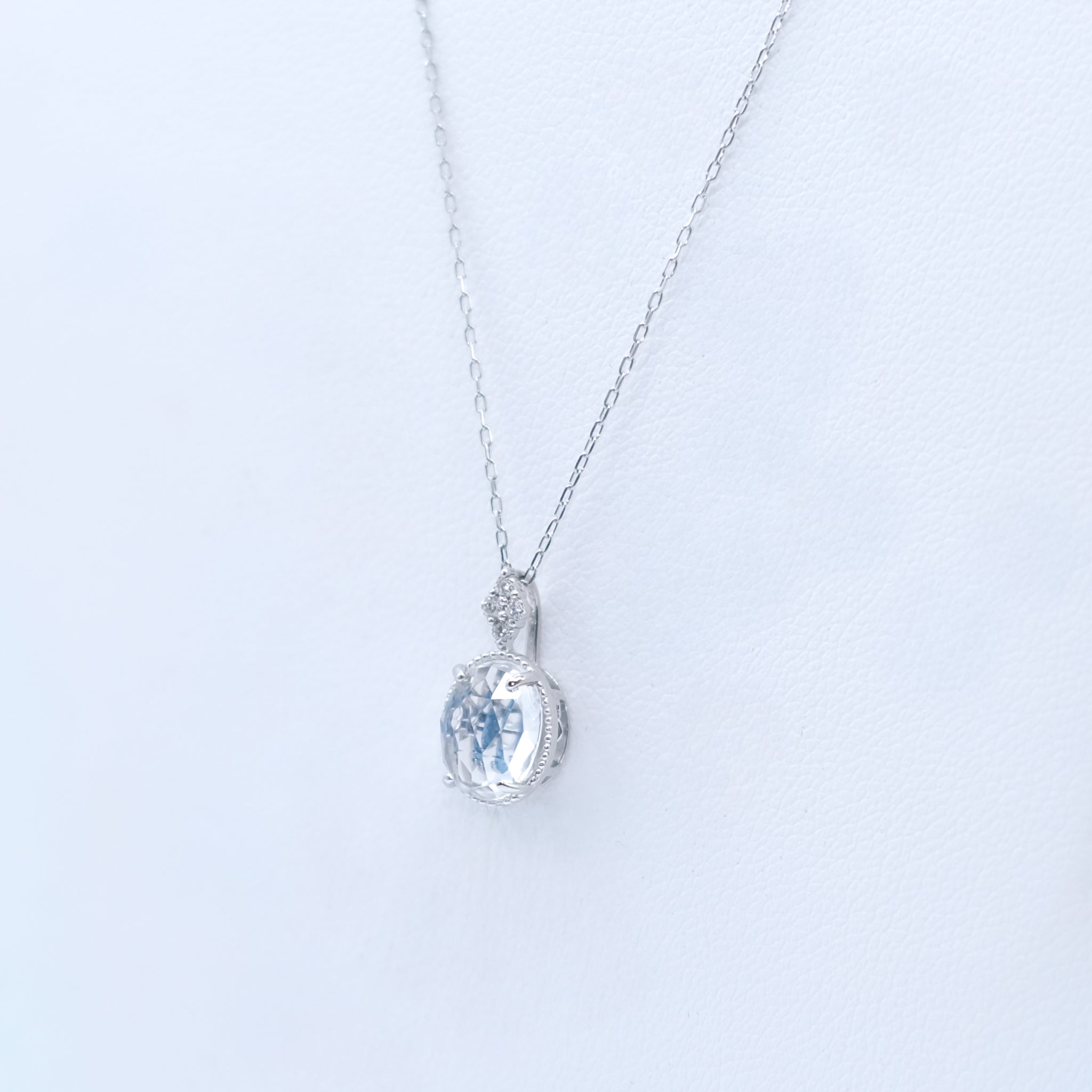 ロッククリスタル/ブルートパーズ プラチナネックレス(ダンシングストーン)《26A01006》