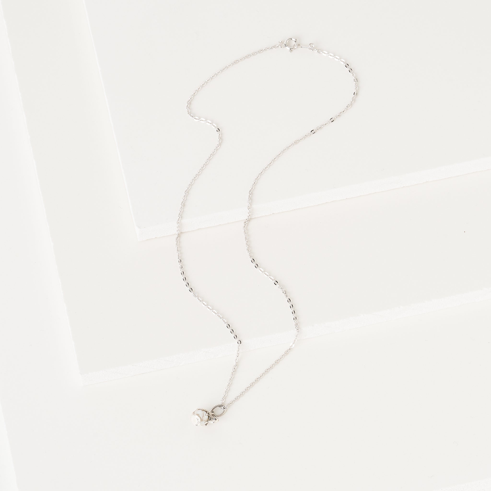 パール シルバーネックレス(淡水真珠/ティーポットモチーフ)《26A01402》