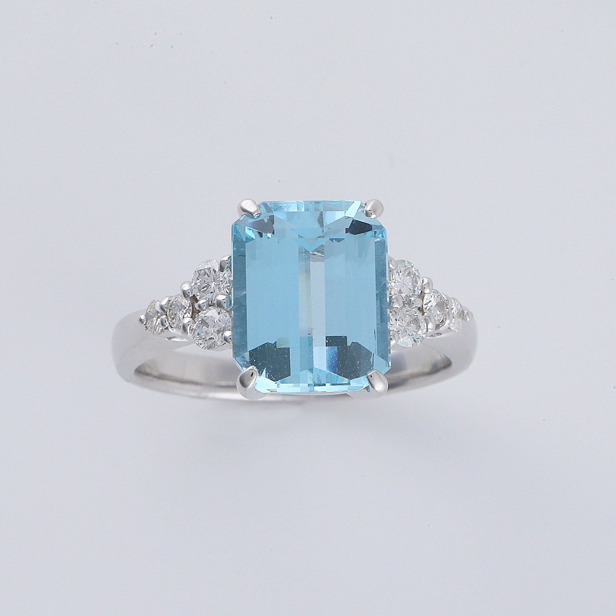【限定1点】アクアマリン/ダイヤモンド プラチナリング(2.71カラット/エメラルドカット/3月誕生石)《26A01603》