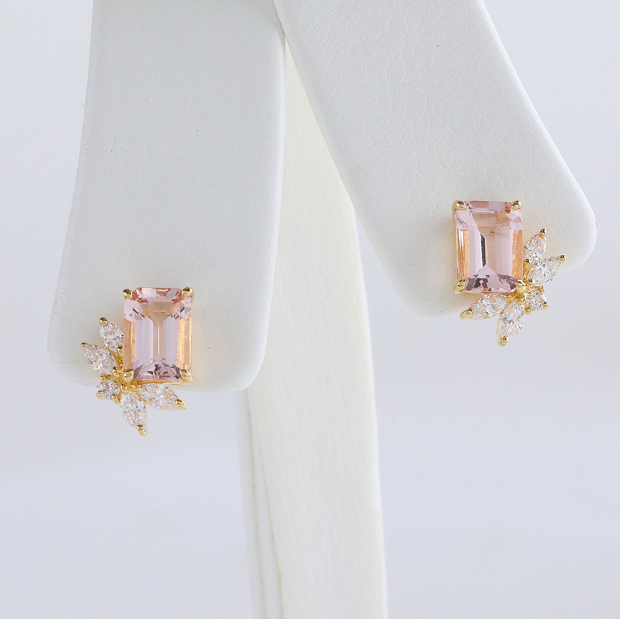 【限定1点】モルガナイト/ダイヤモンド K18ピアス(エメラルドカット/4月誕生石)《26A01607》