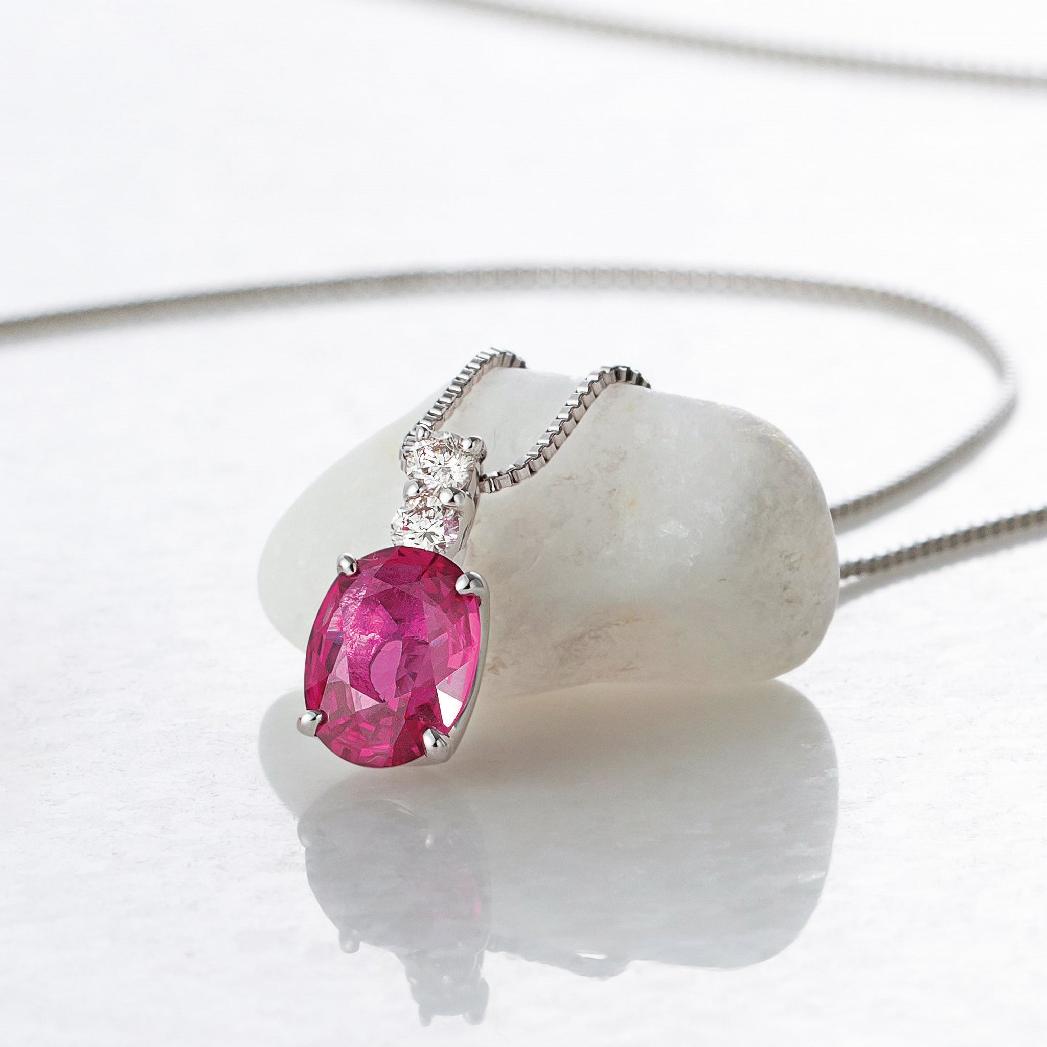 ルビー/ダイヤモンド プラチナネックレス(7月誕生石)《26A01802》