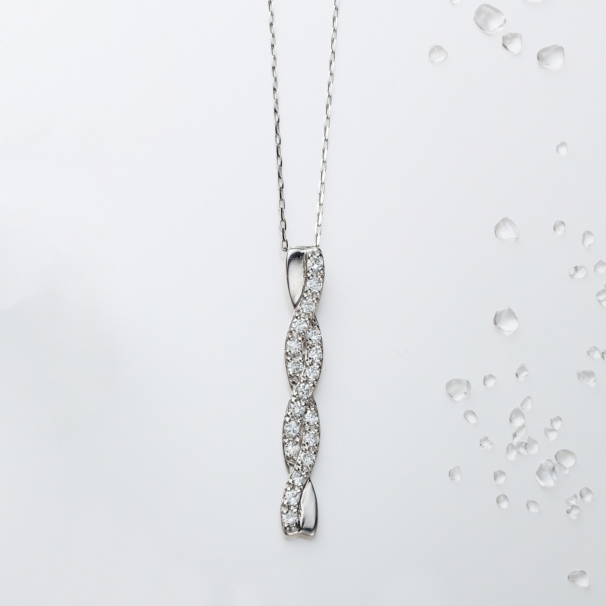 ダイヤモンド プラチナネックレス(4月誕生石)《26A01808》