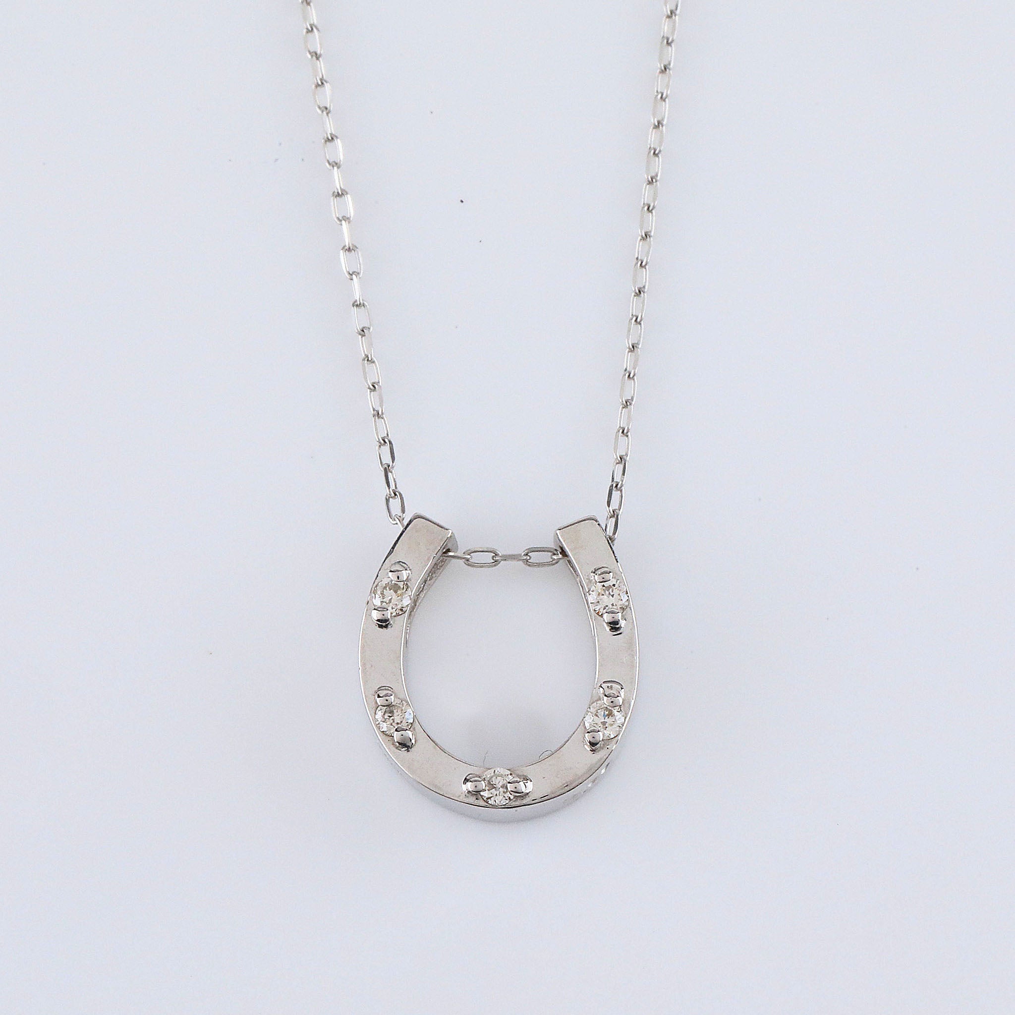 サファイア/ダイヤモンド プラチナネックレス(馬蹄モチーフ/3Way/9月誕生石)《26A01905》