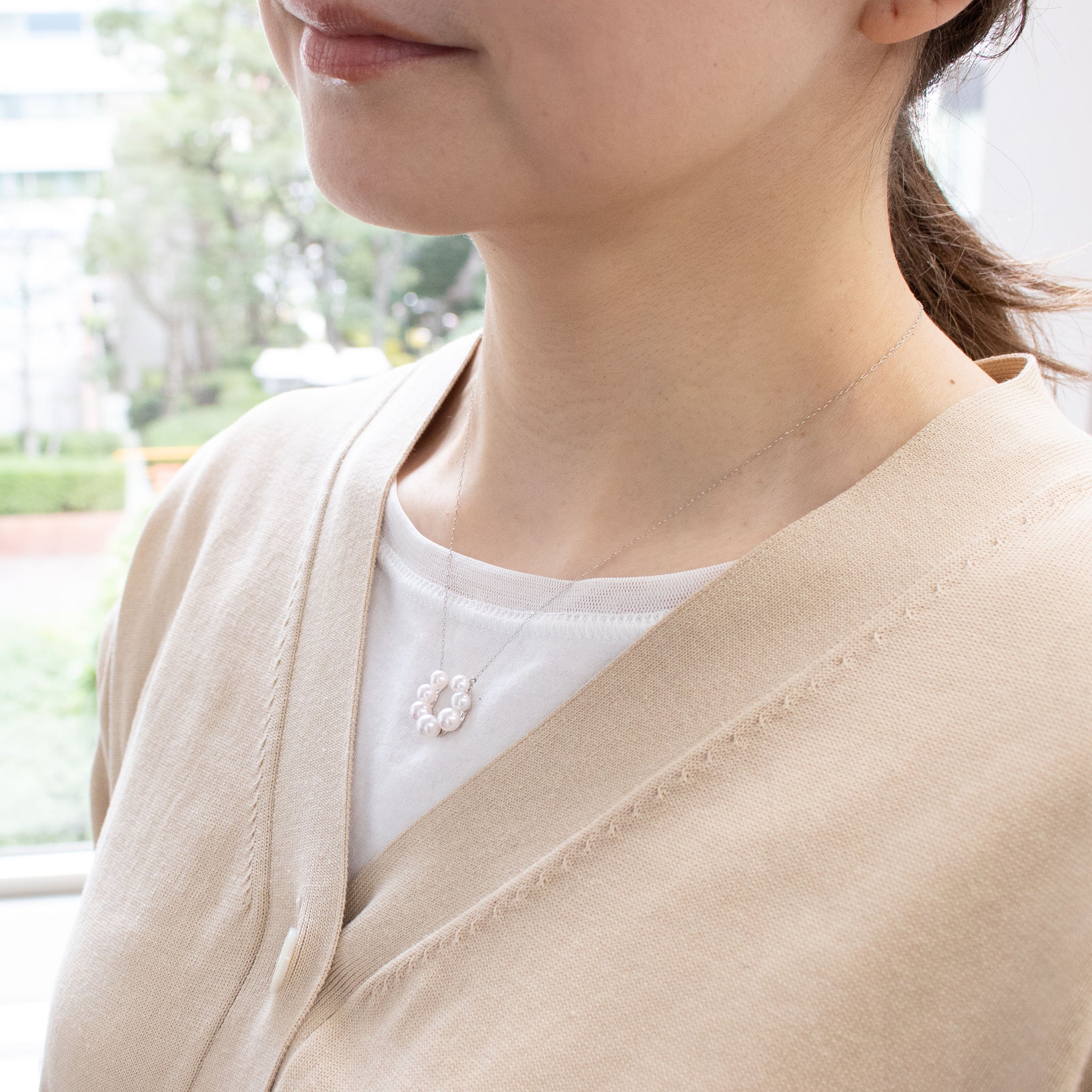 パール プラチナネックレス(アコヤ真珠/馬蹄モチーフ/6月誕生石)《26A01907》