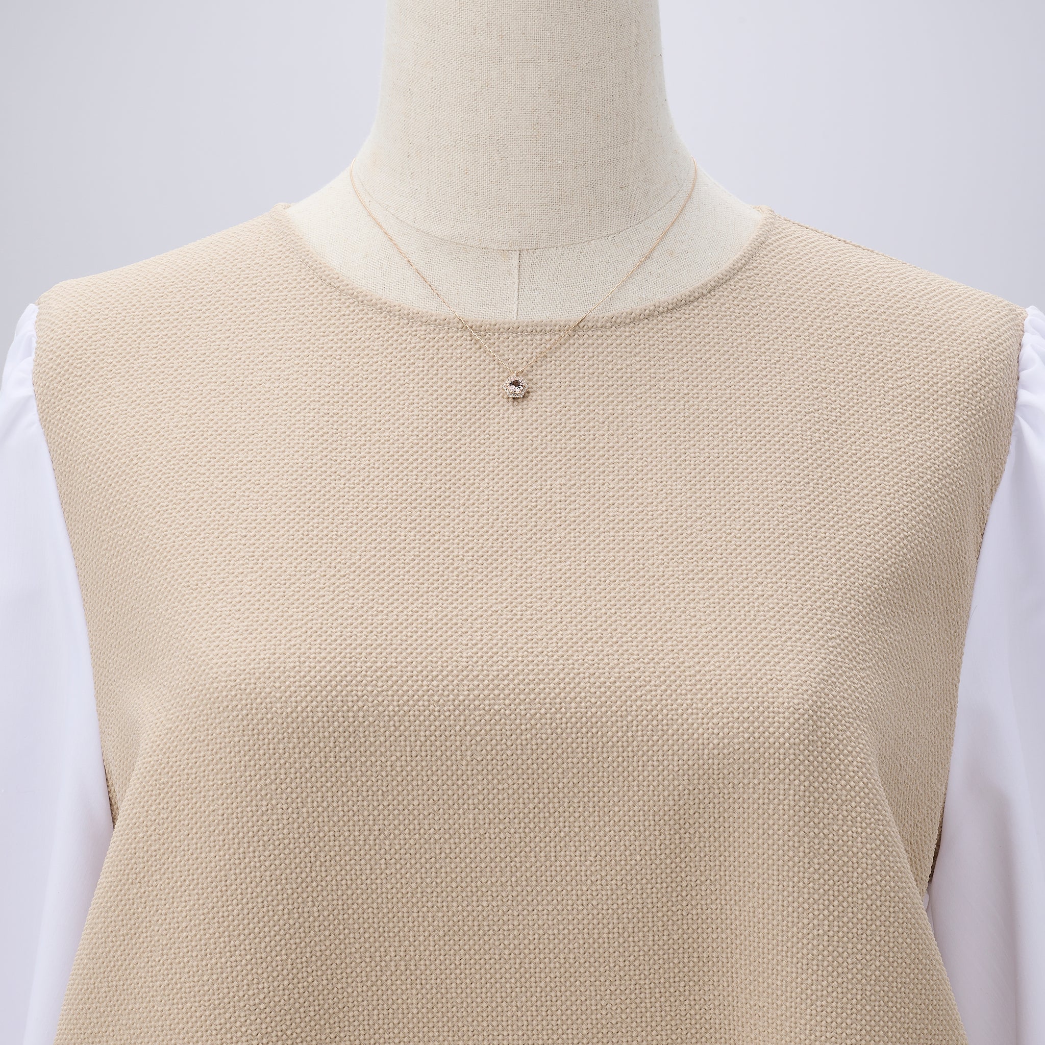 モルガナイト/ダイヤモンド K18ネックレス(0.48カラット/ヘキサゴンカット/4月誕生石)《26A02007》