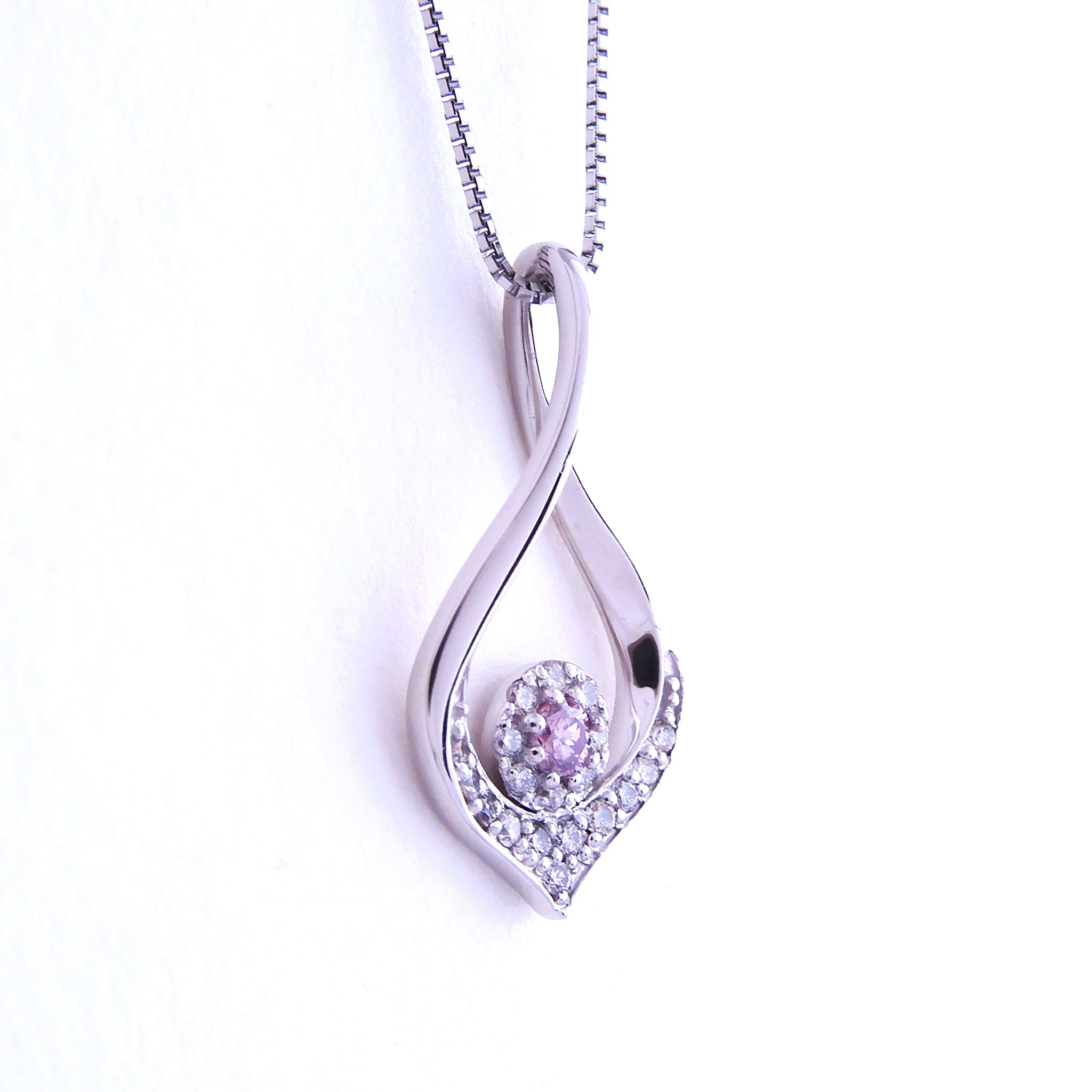 【限定2点】ピンクダイヤモンド/ダイヤモンド プラチナネックレス(0.04カラット/ファンシーインテンスピンク/VS2/4月誕生石/グレーディングレポート付)《26A02101》