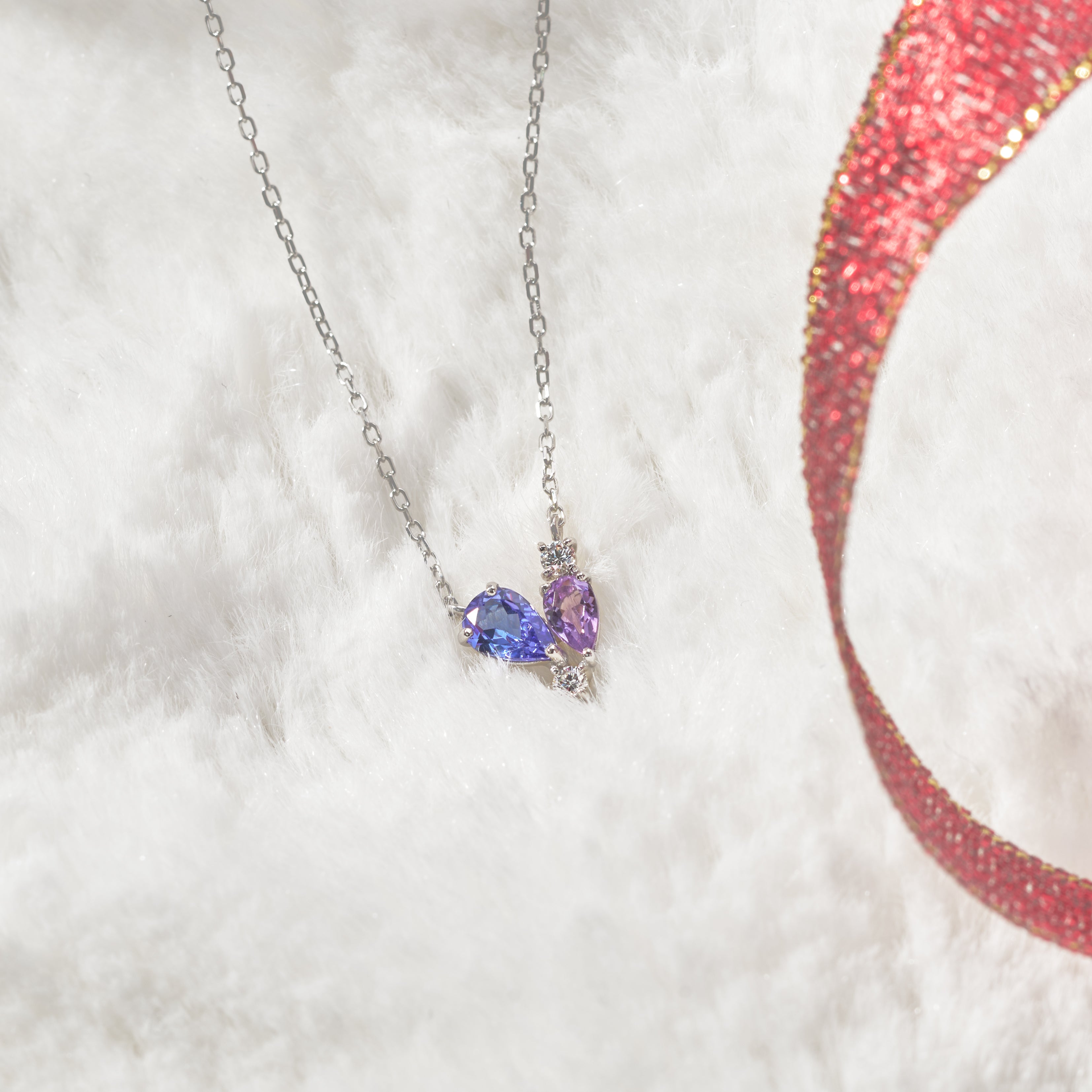 タンザナイト/アメシスト プラチナネックレス(ペアシェイプ)《26A02202》