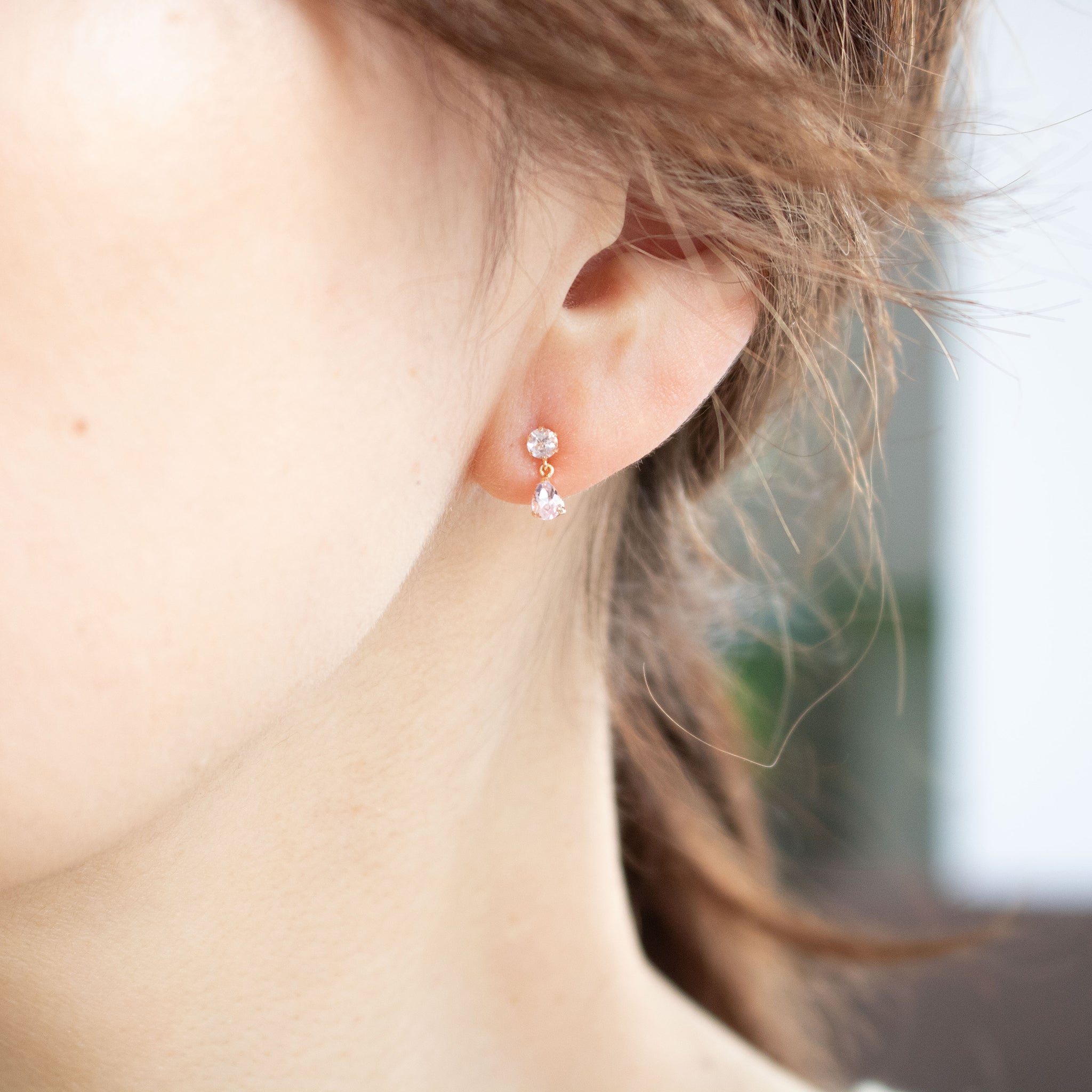 モルガナイト K18ピアス(4月誕生石)《26A02206》