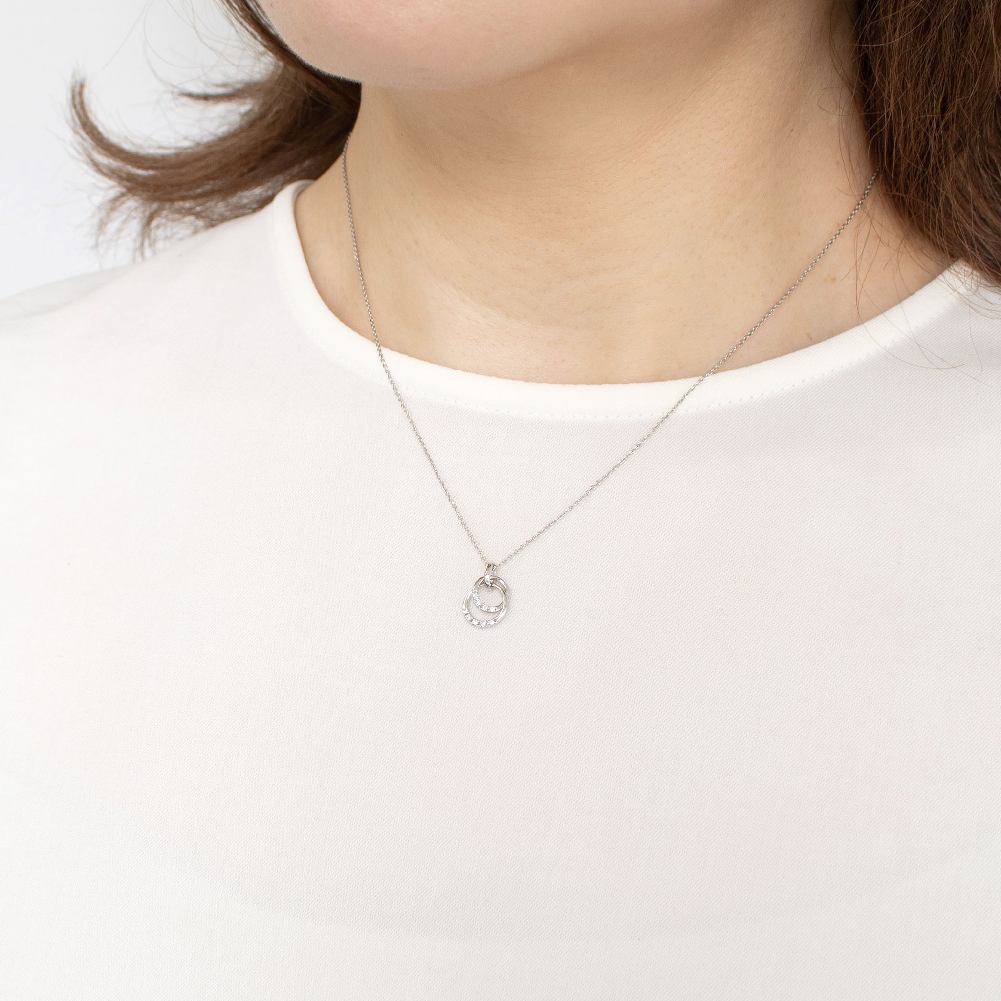 ダイヤモンド プラチナネックレス(4月誕生石)《26A02408》