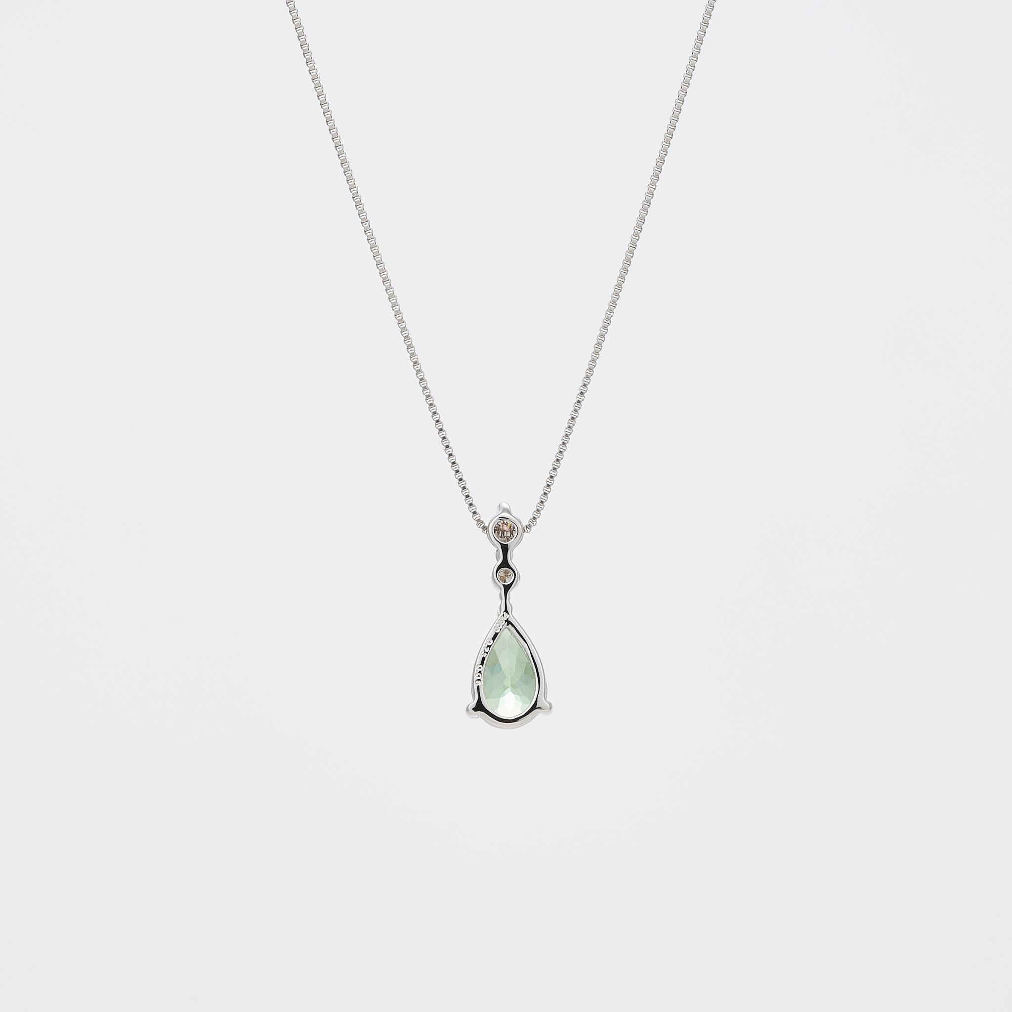 【限定1点】グリーンガーネット/ダイヤモンド プラチナネックレス(1月誕生石)《26A02704》