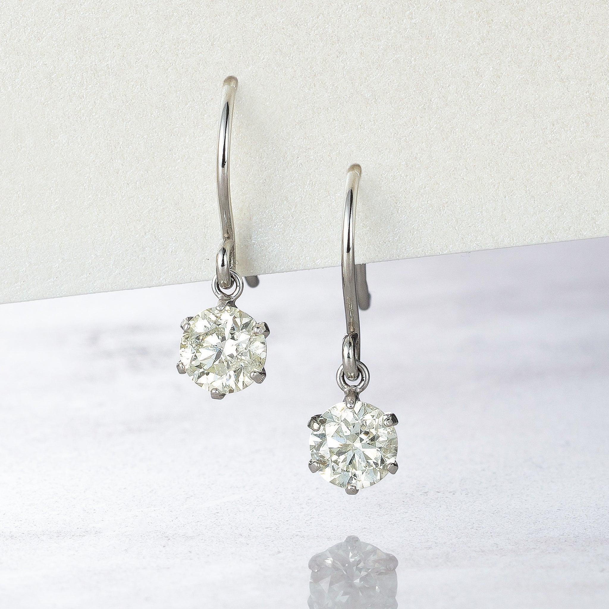 ダイヤモンド プラチナピアス(計0.4カラット/4月誕生石)《26A02802》