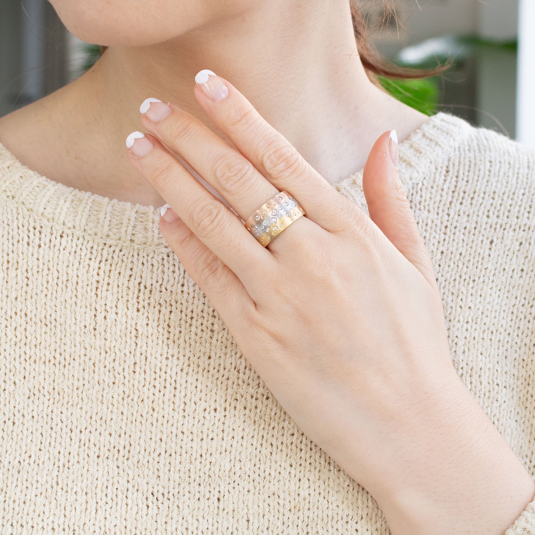 ダイヤモンド プラチナ/K18リング(スリーカラー/4月誕生石)《26A03107》