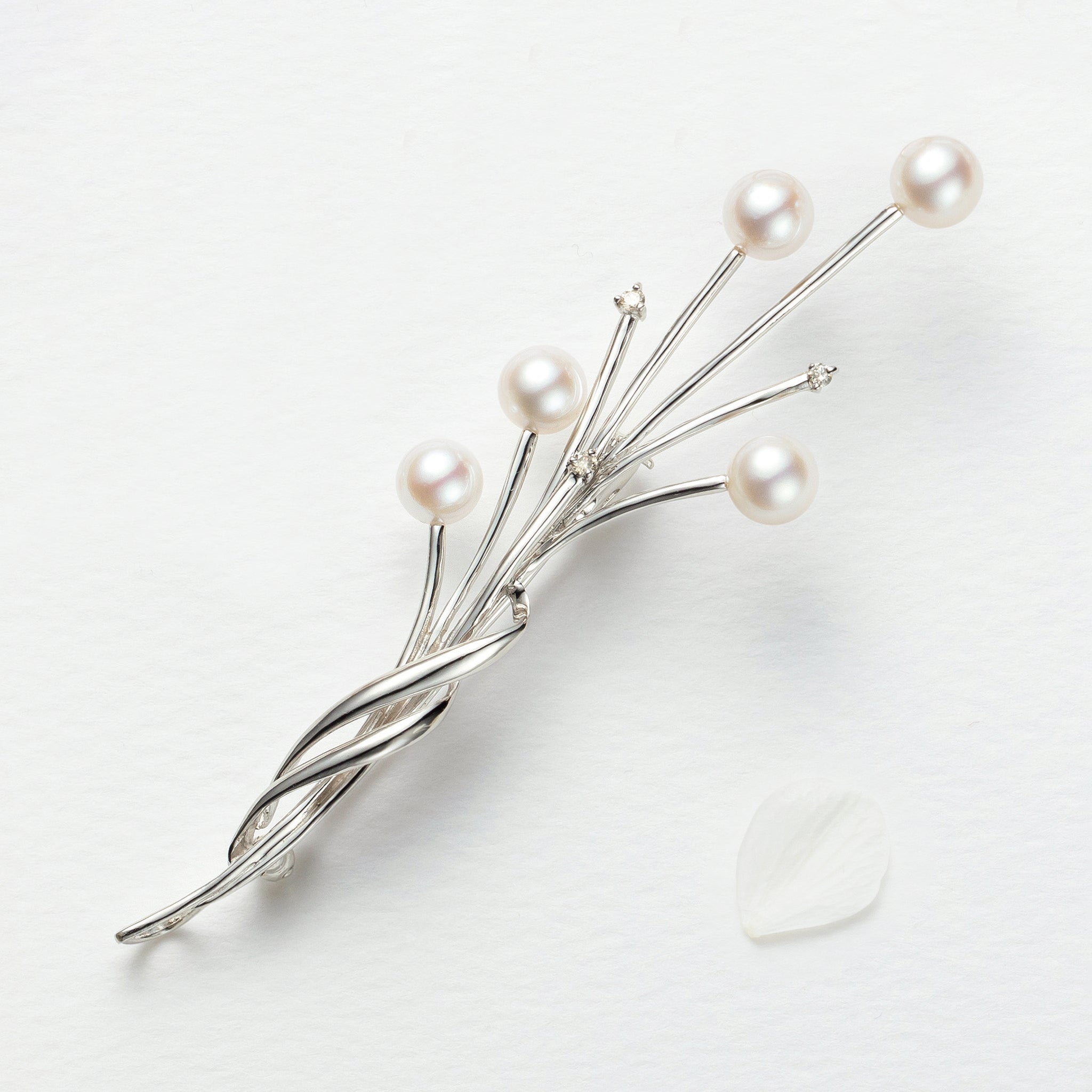 パール シルバーブローチ(アコヤ真珠/6月誕生石)《26A03207》