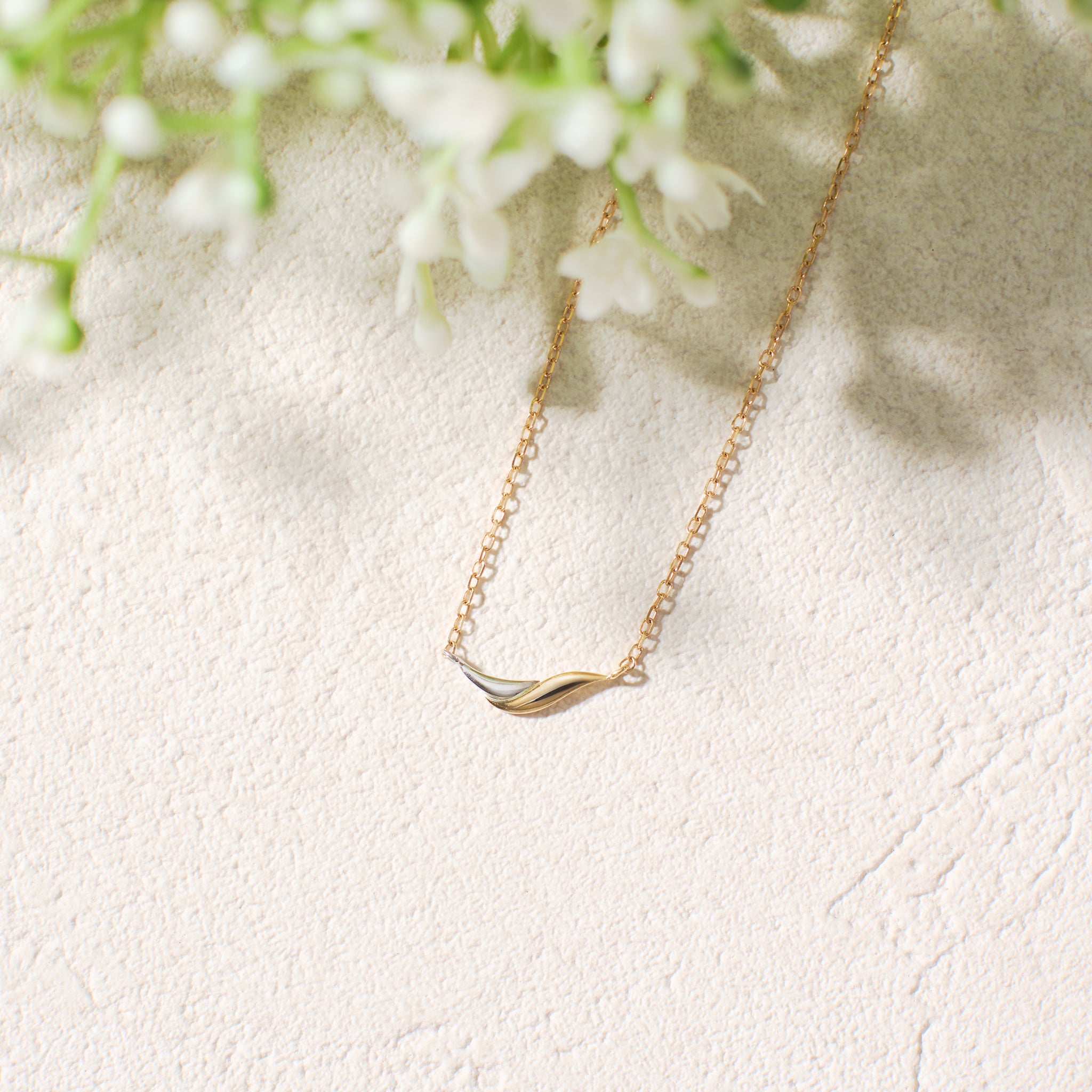 K18/プラチナネックレス(コンビカラー)《26A03406》