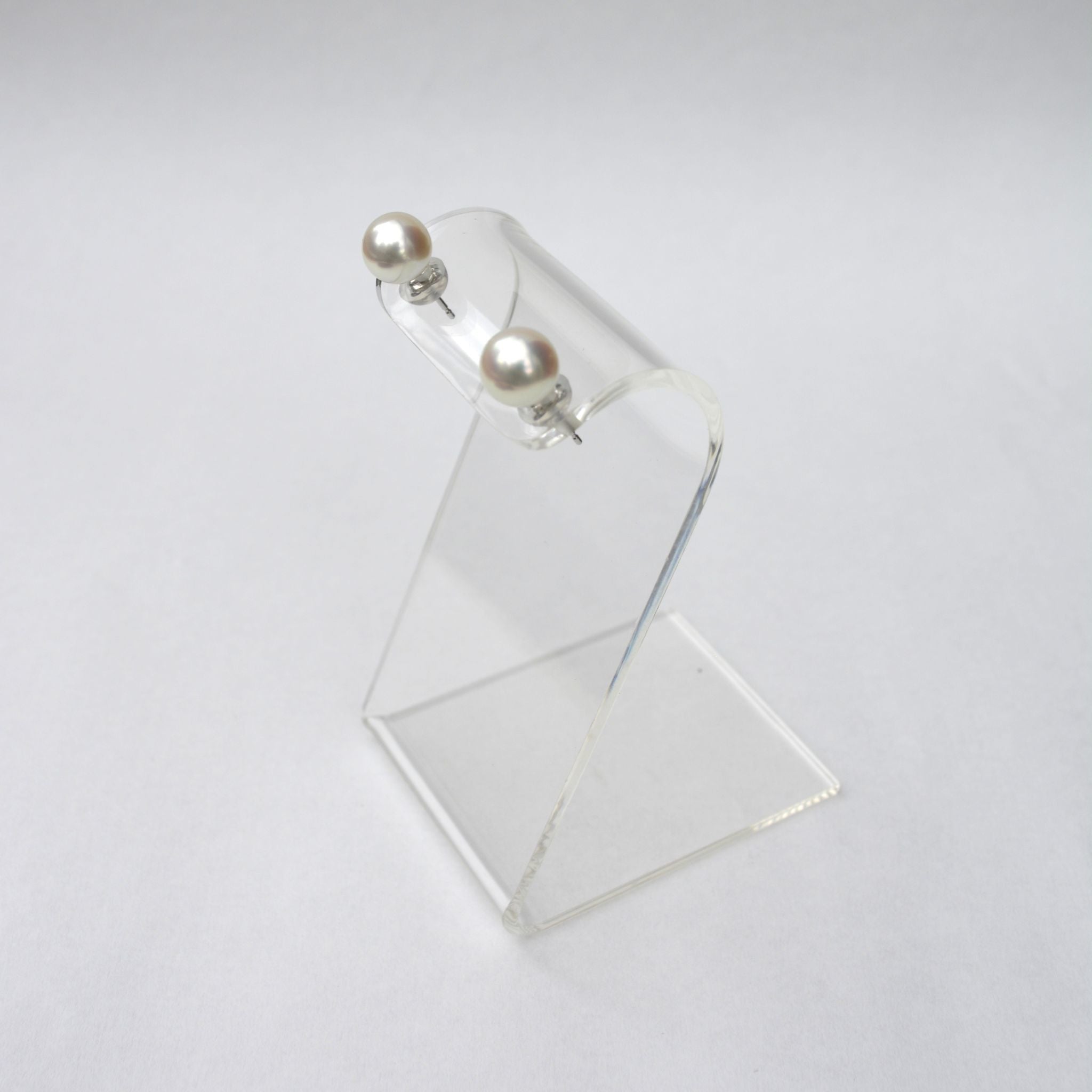 【限定6点】パール ピアス(アコヤ真珠/7.5mm/京セラ認証フォーマルパール/真珠鑑別鑑定書付)《26A03602》