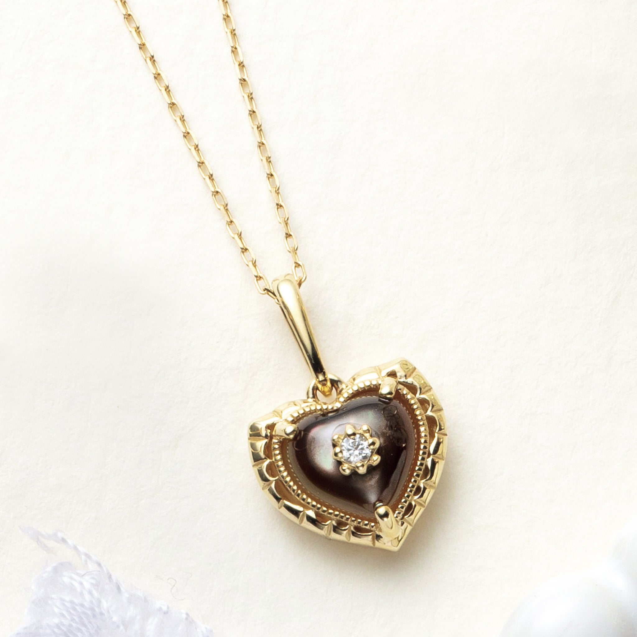 シェル/ダイヤモンド K10ネックレス(ハートモチーフ)《26A03702》