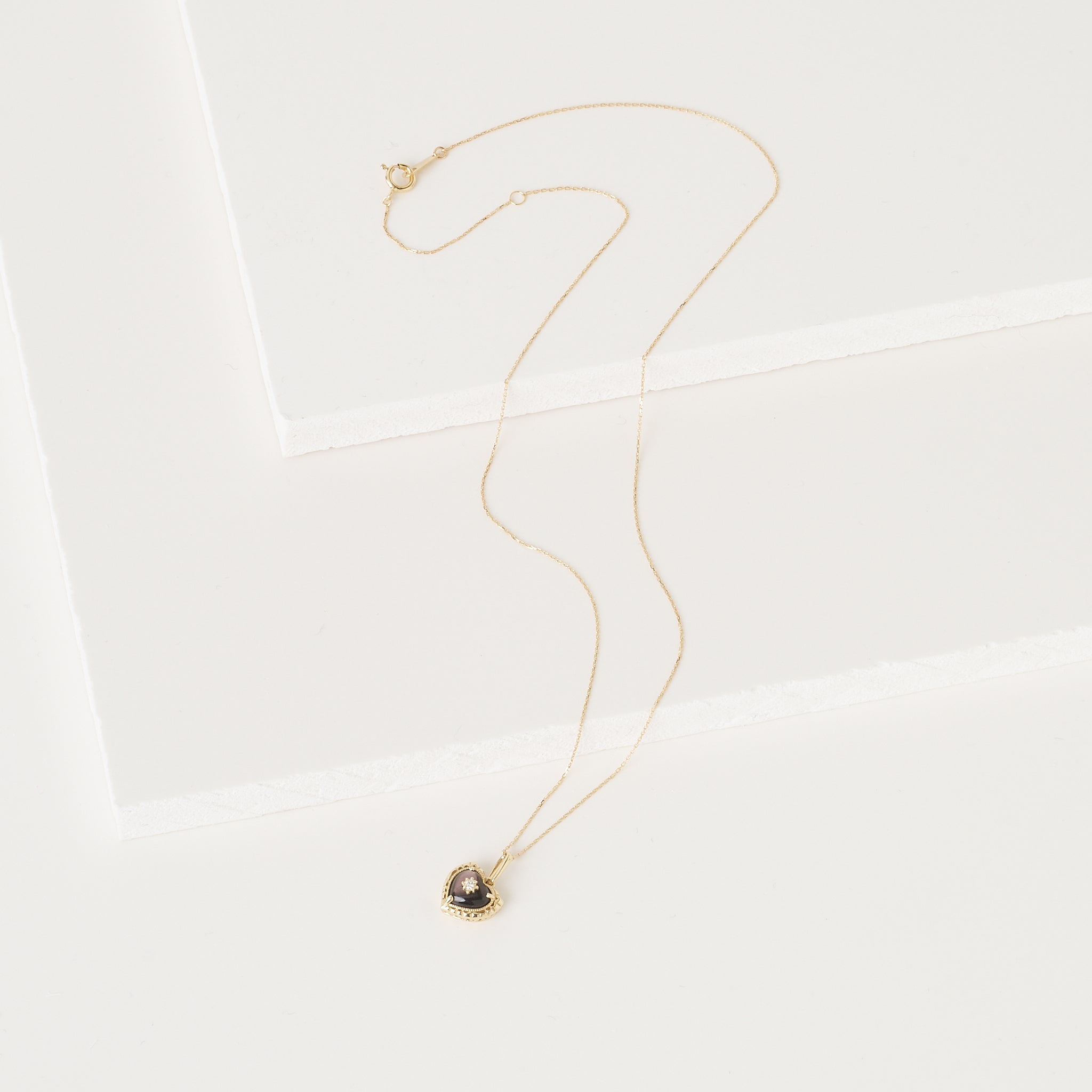 シェル/ダイヤモンド K10ネックレス(ハートモチーフ)《26A03702》