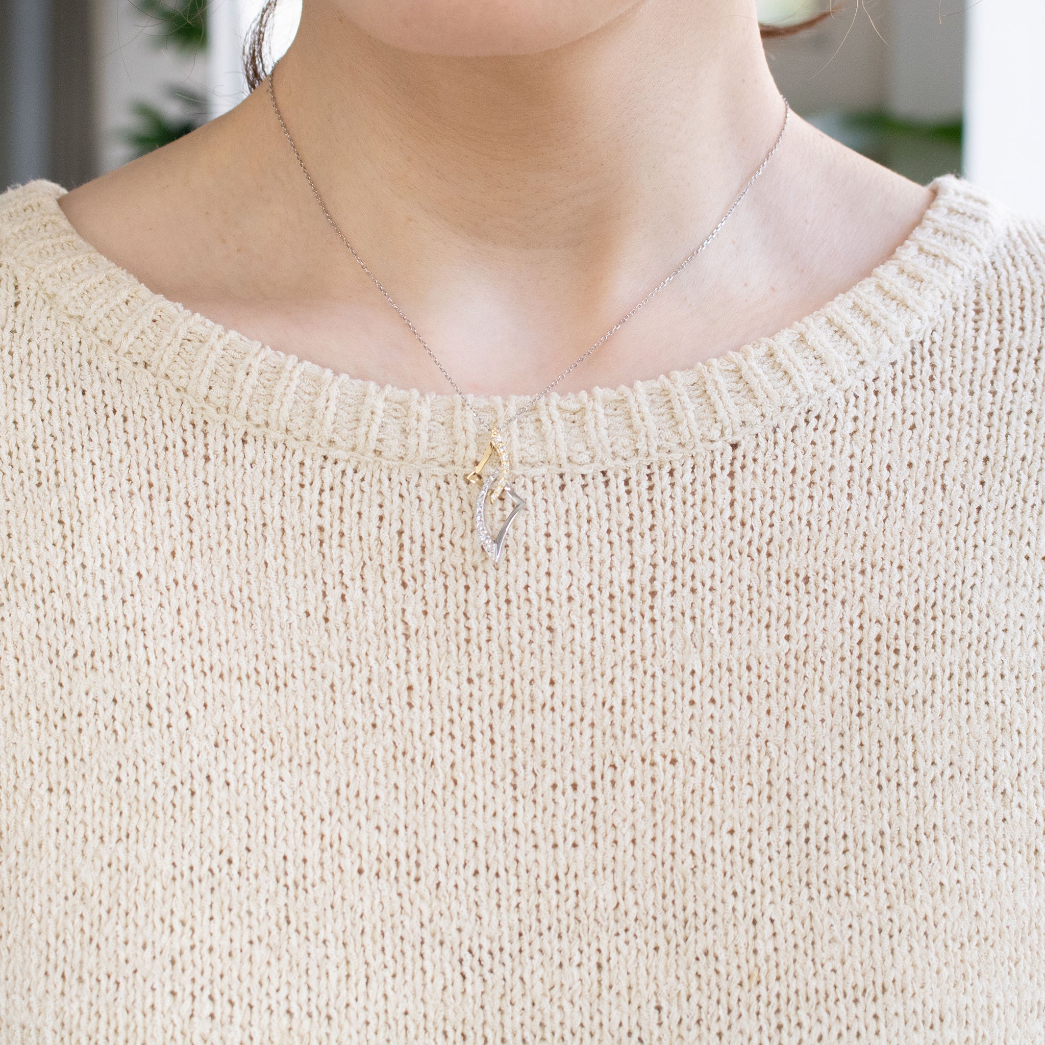 ダイヤモンド プラチナ/K18ネックレス(コンビカラー/4月誕生石)《26A03803》