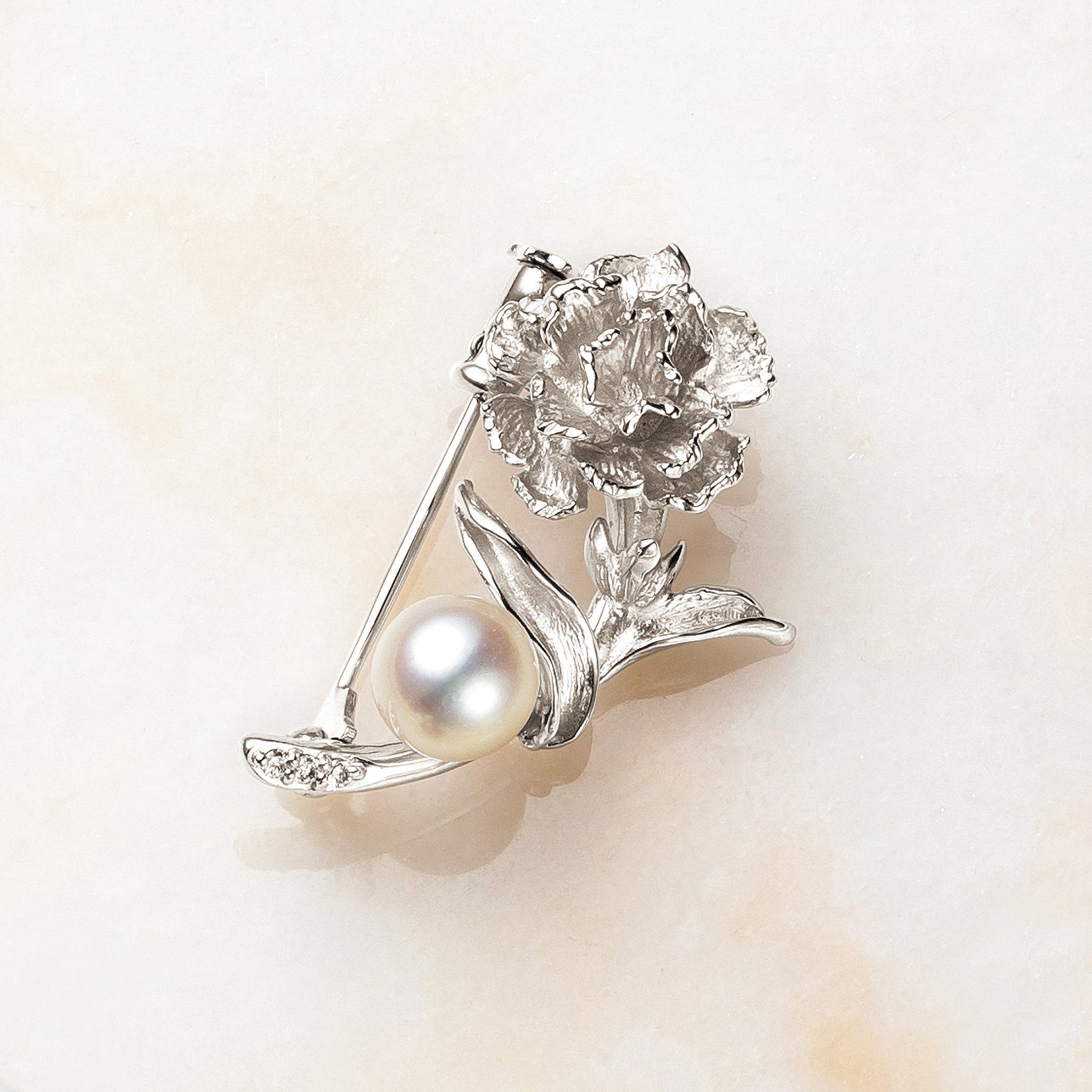 パール シルバーブローチ(アコヤ真珠/カーネーションモチーフ/6月誕生石)《26A03906》