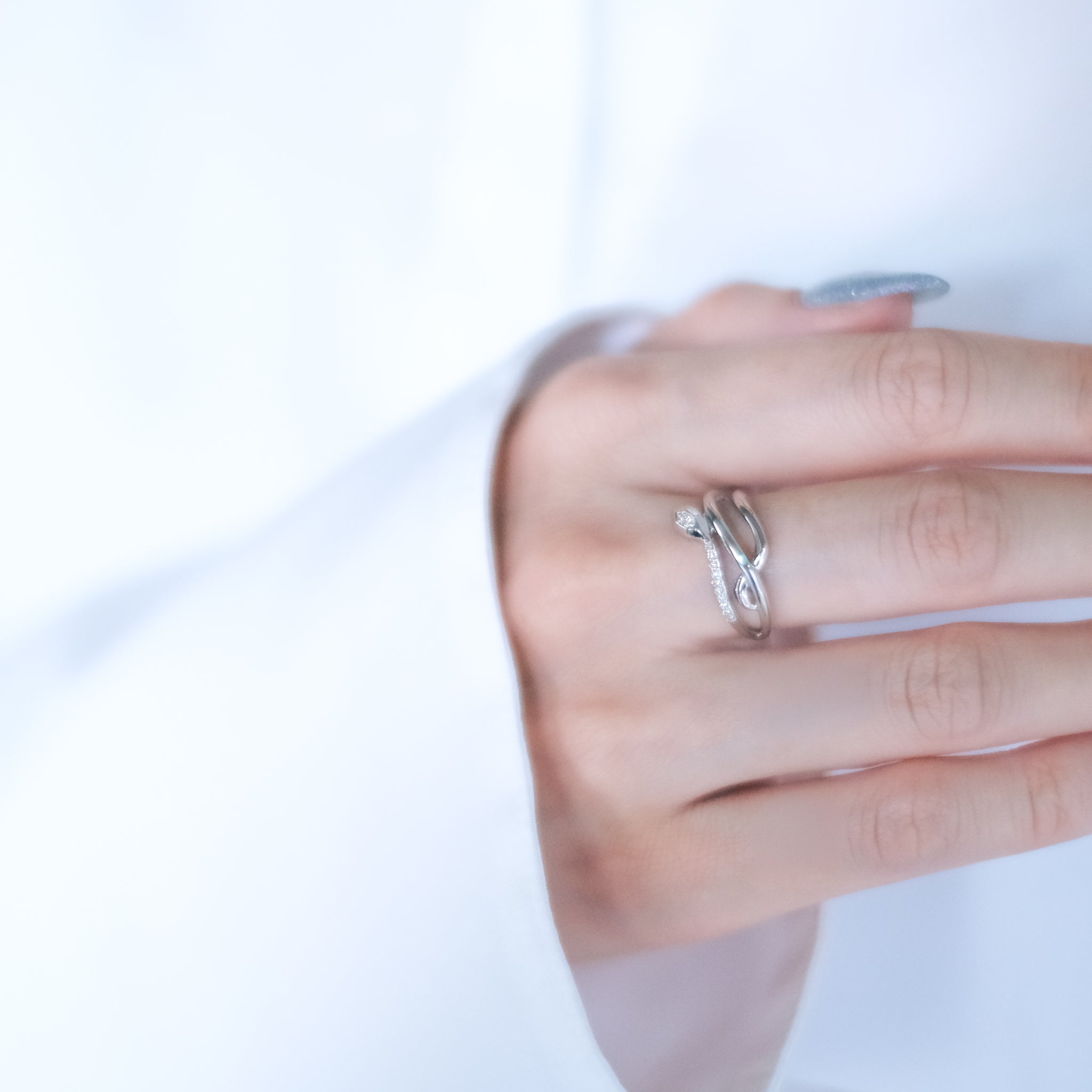 プラチナリング(ヘビモチーフ)《26A04204》