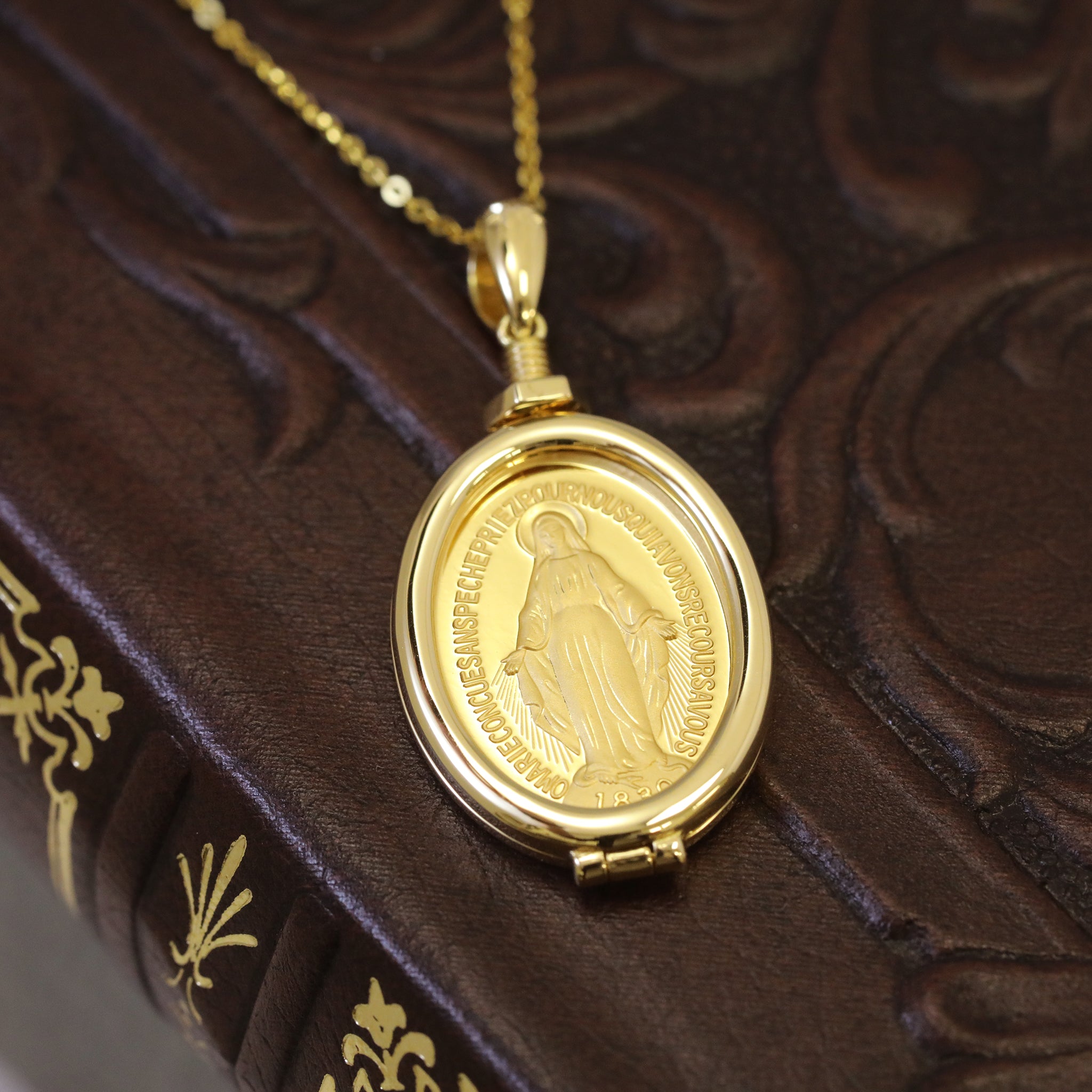 K24/K18ネックレス(純金/不思議のメダイ/メダル/5g/造幣局品位刻印付)《26C10101》