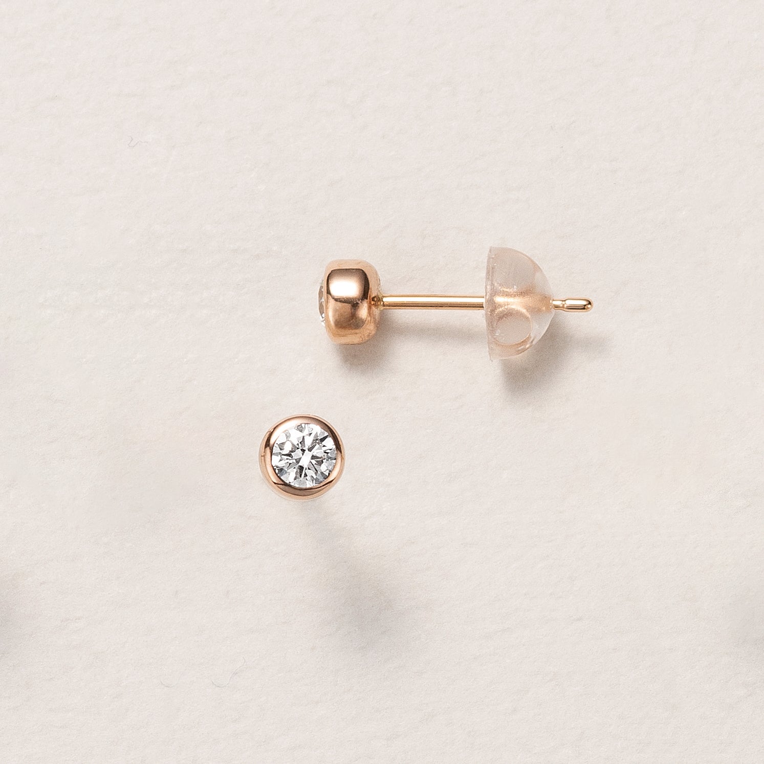 ダイヤモンド K18ピアス(計0.20カラット/Dカラー/SIクラス/3EX/H&C/4月誕生石/グレーディングレポート付)《26C30115》