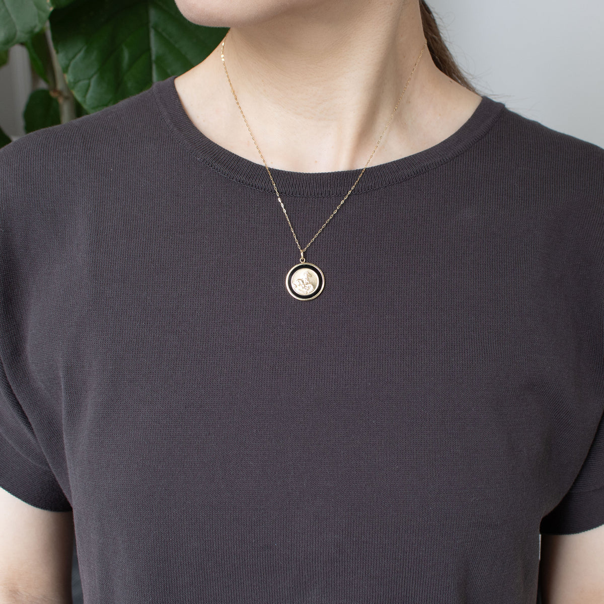 【限定5点】ブラックカルセドニー K18ネックレス(コイン風)《26C70140》
