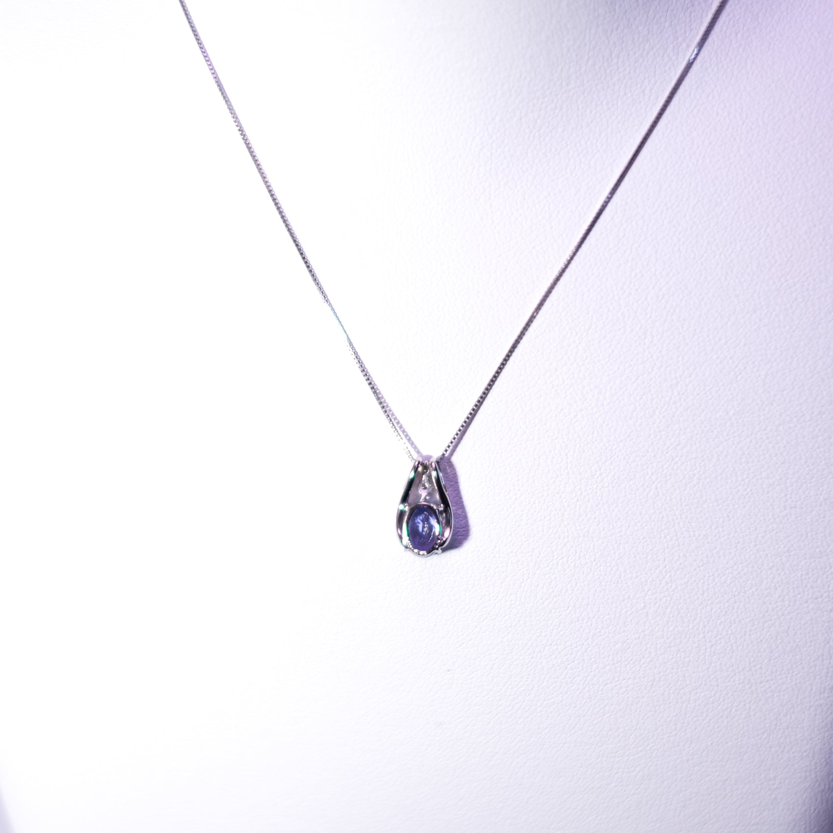 タンザナイト/ダイヤモンド プラチナネックレス(1.0カラット/12月誕生石)《26H00809》