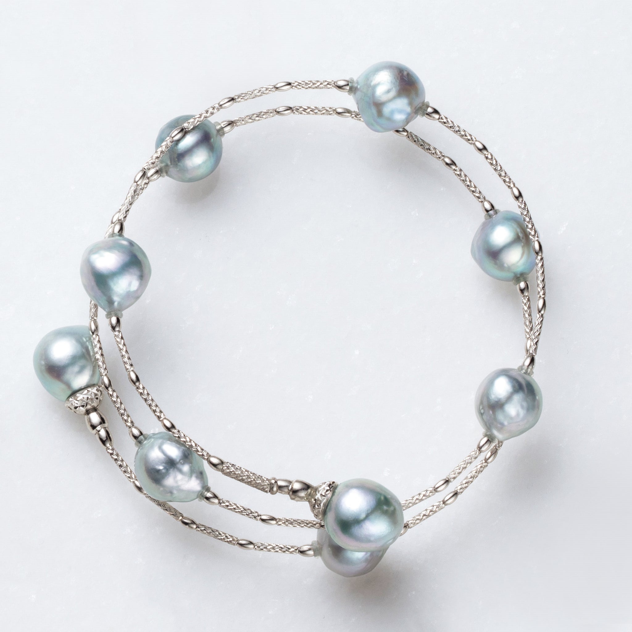 パール プラチナブレスレット(アコヤ真珠/8mm/バロック珠/ナチュラルブルー系/宇和島産/形状記憶タイプ/6月誕生石/原産地証明書付)《26H01011》