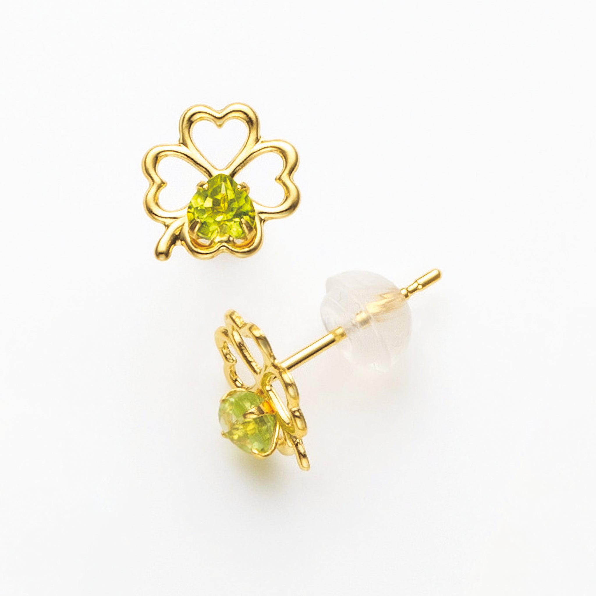 ペリドット K18ピアス(クローバーモチーフ/8月誕生石)《26H01303》