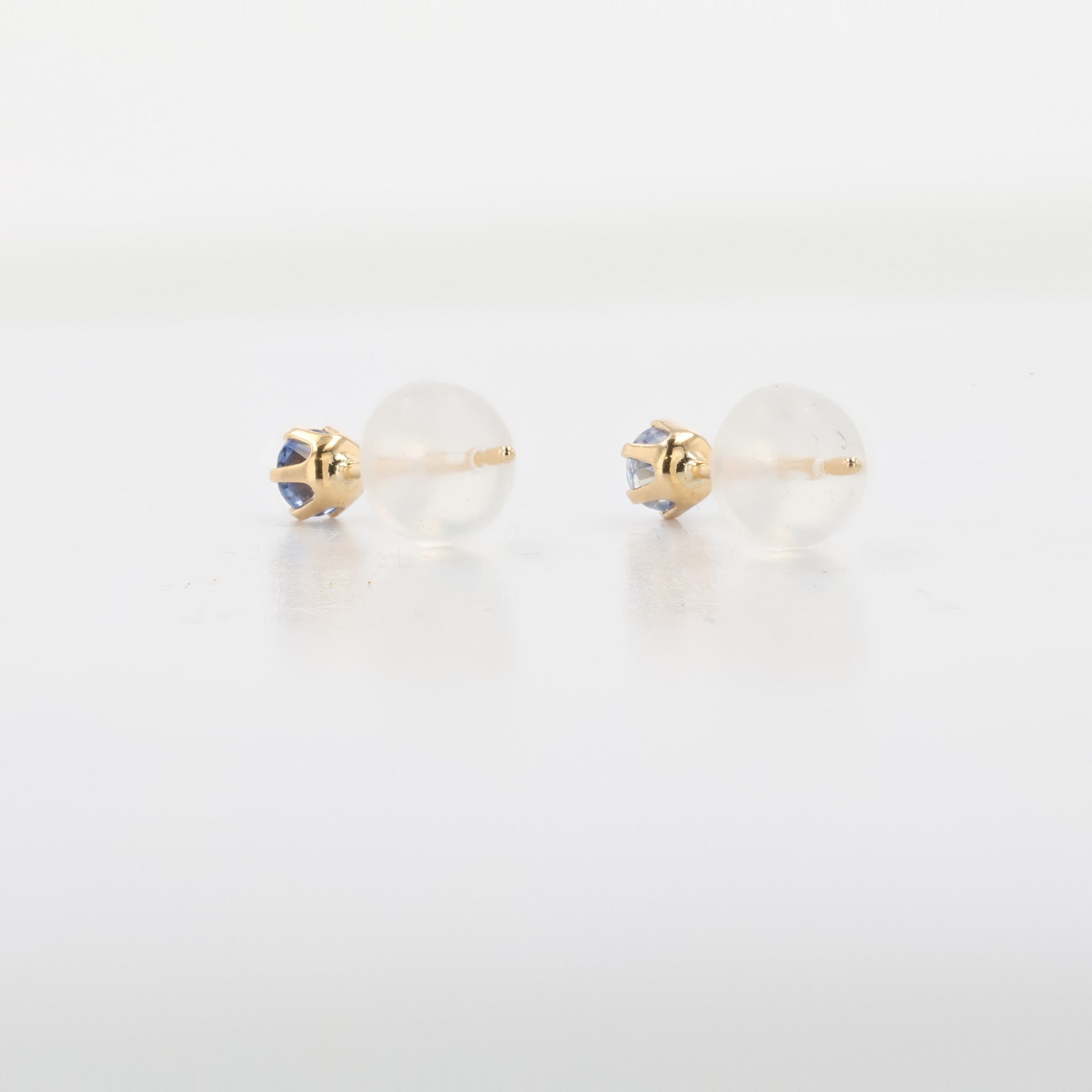 サファイア K18ピアス(9月誕生石)《26N02405》