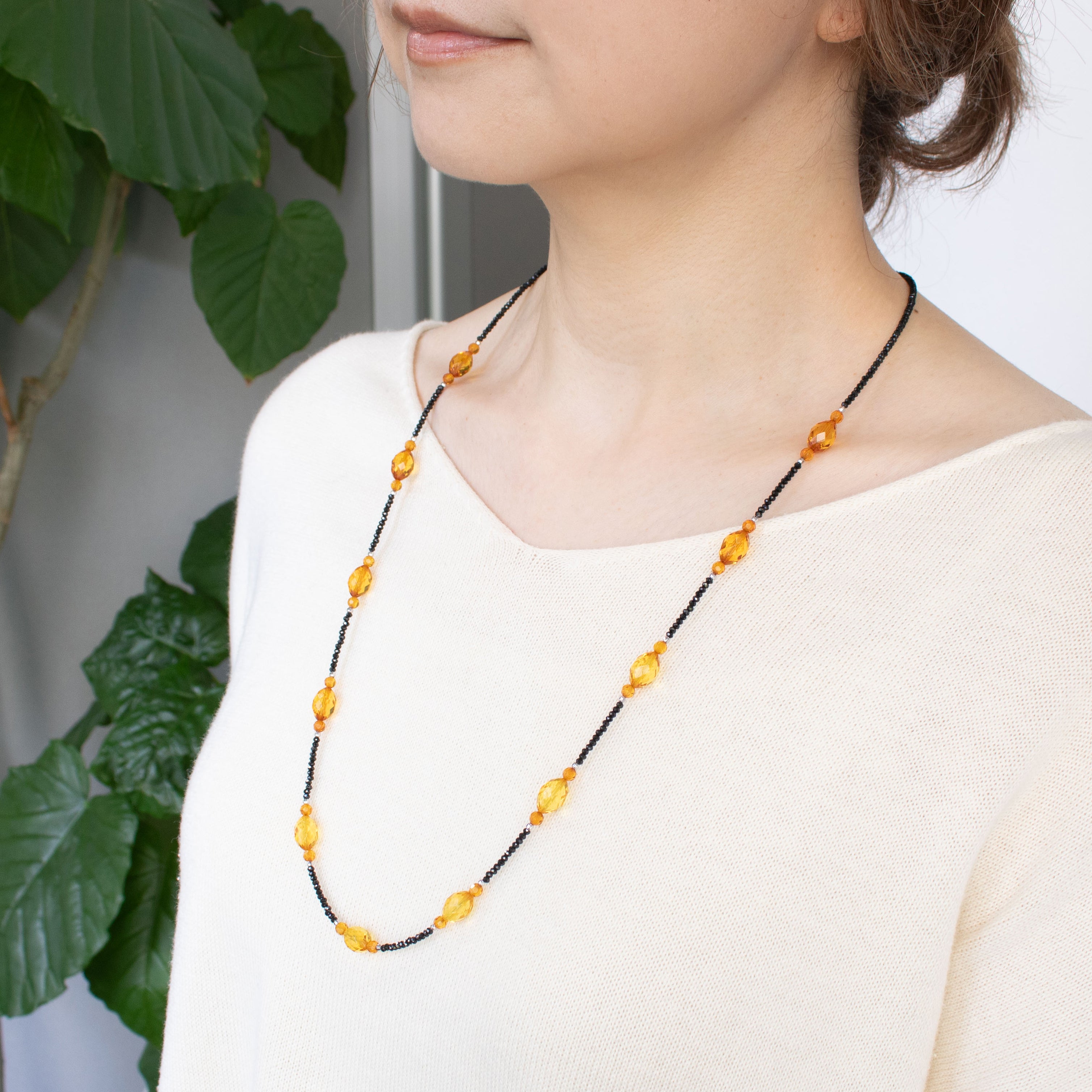 コハク/ブラックスピネル シルバーネックレス(ロング/70cm)《26N01509》