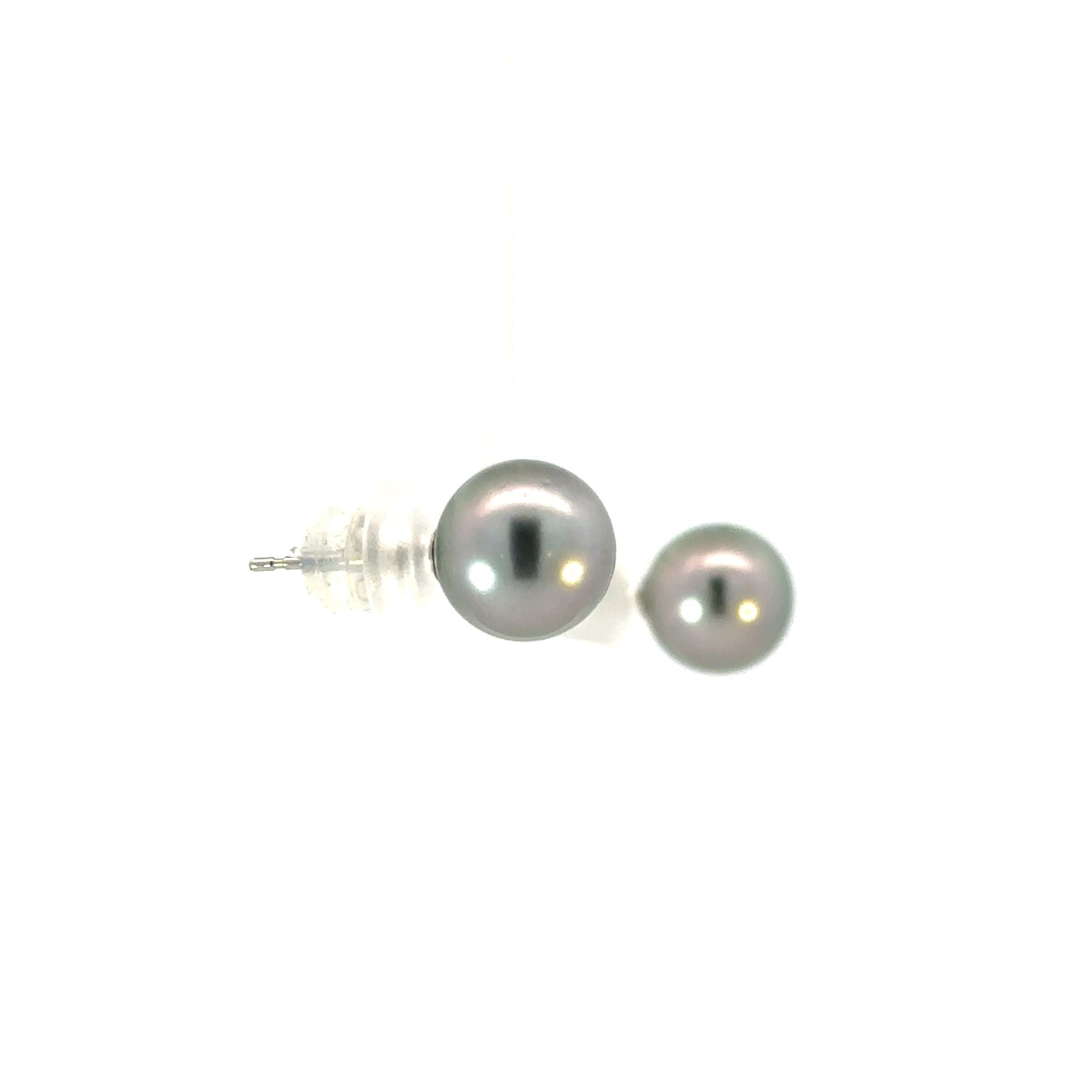 パール プラチナピアス(黒蝶真珠/グレー系/8mm/6月誕生石)《26N02101》