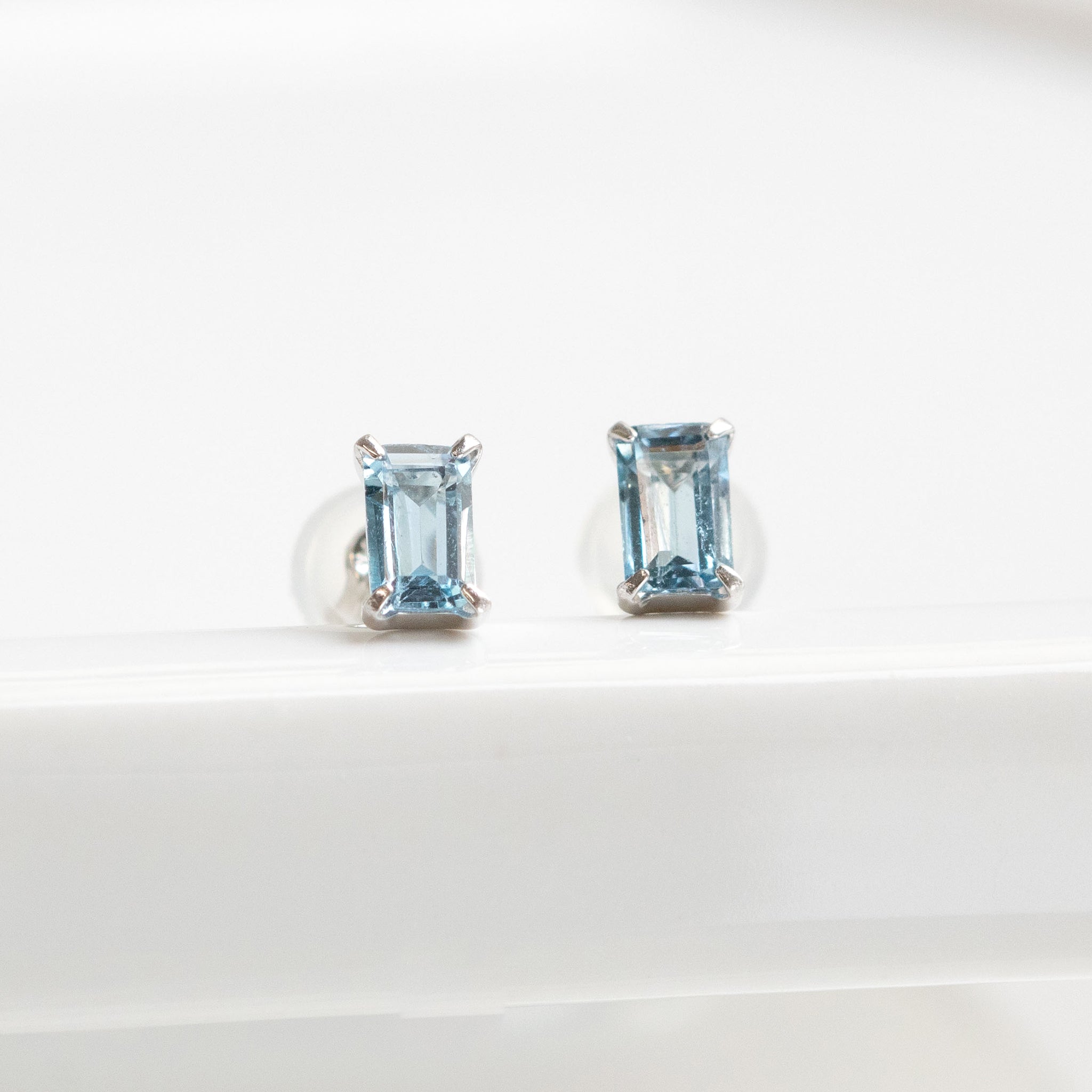 【限定1点】アクアマリン プラチナピアス(3月誕生石)《26T10105》