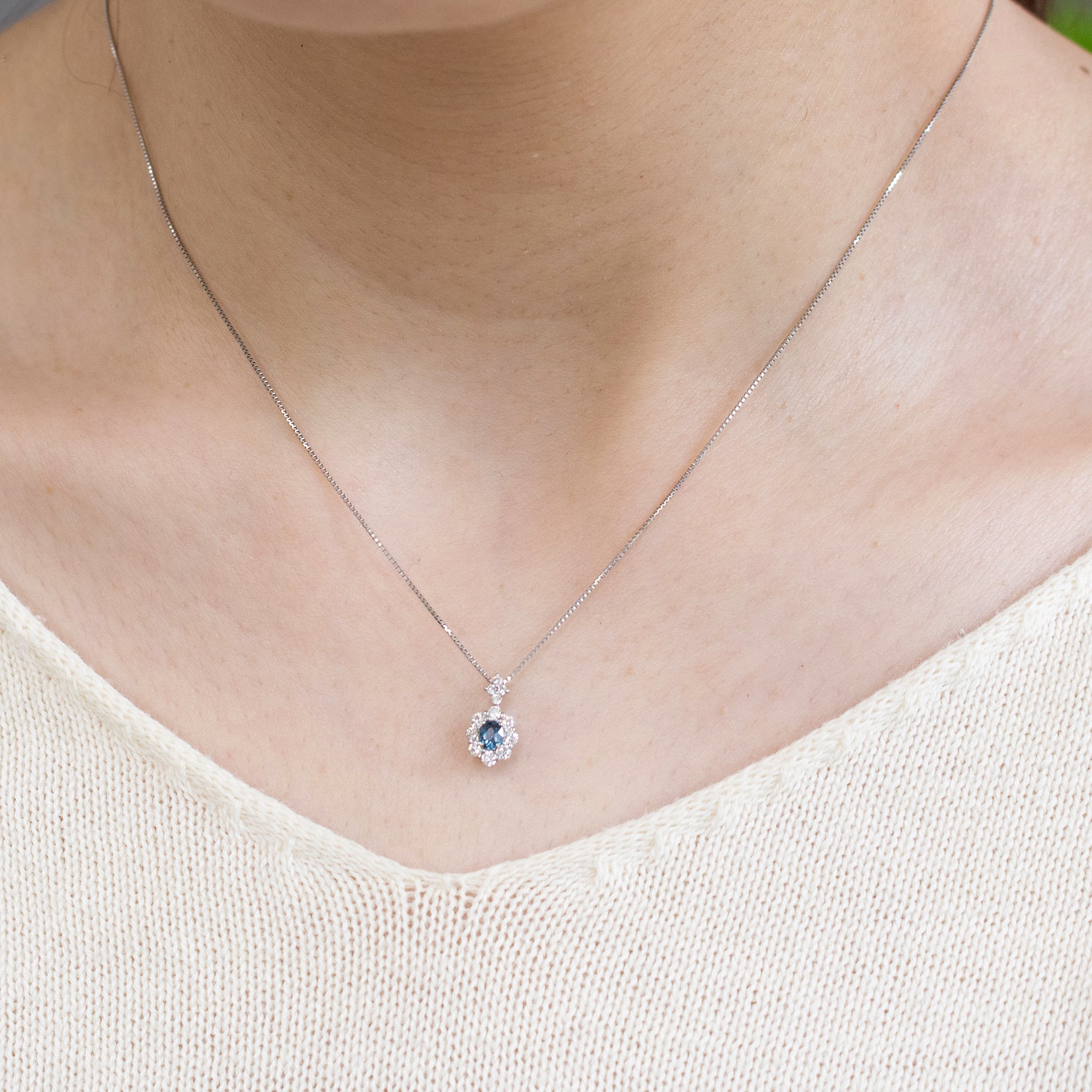 【限定1点】ブルースピネル/ダイヤモンド プラチナネックレス(8月誕生石/鑑別書付)《26T10108》